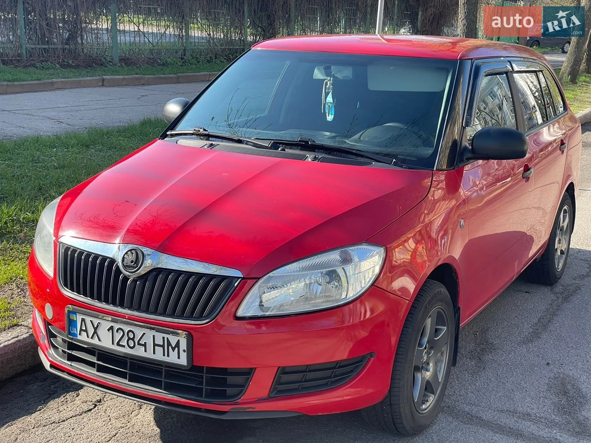 2012 Skoda Fabia - мініатюра 2