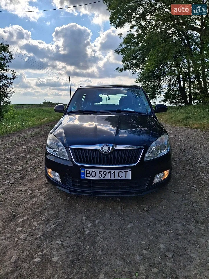 2011 Skoda Fabia - мініатюра 34