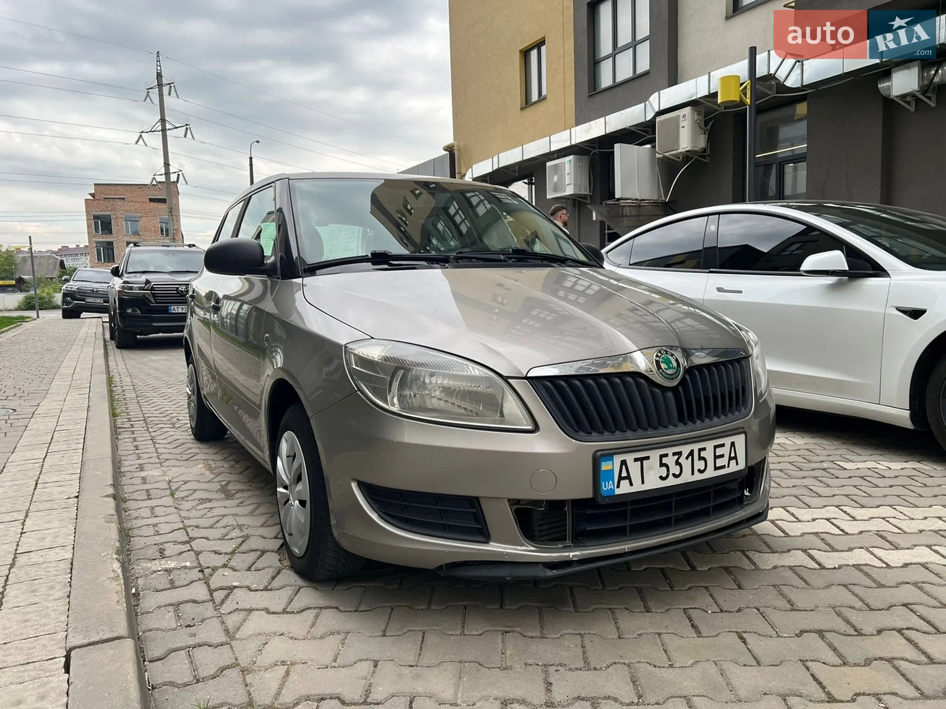 2012 Skoda Fabia - мініатюра 2