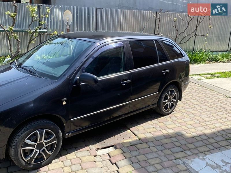 Универсал Skoda Fabia 2001 в Ужгороде
