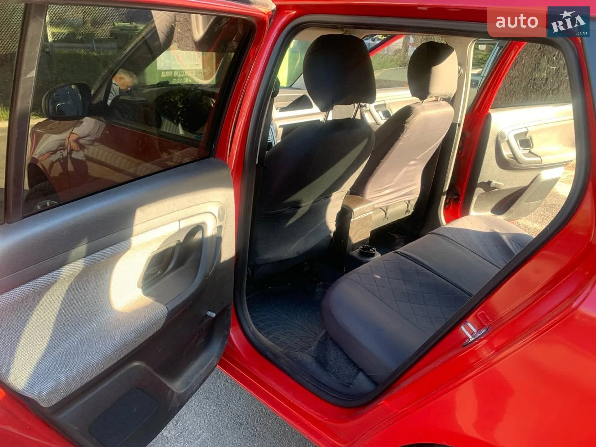 2010 Skoda Fabia - мініатюра 7