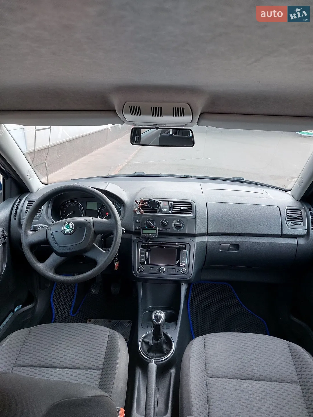 2011 Skoda Fabia - мініатюра 15