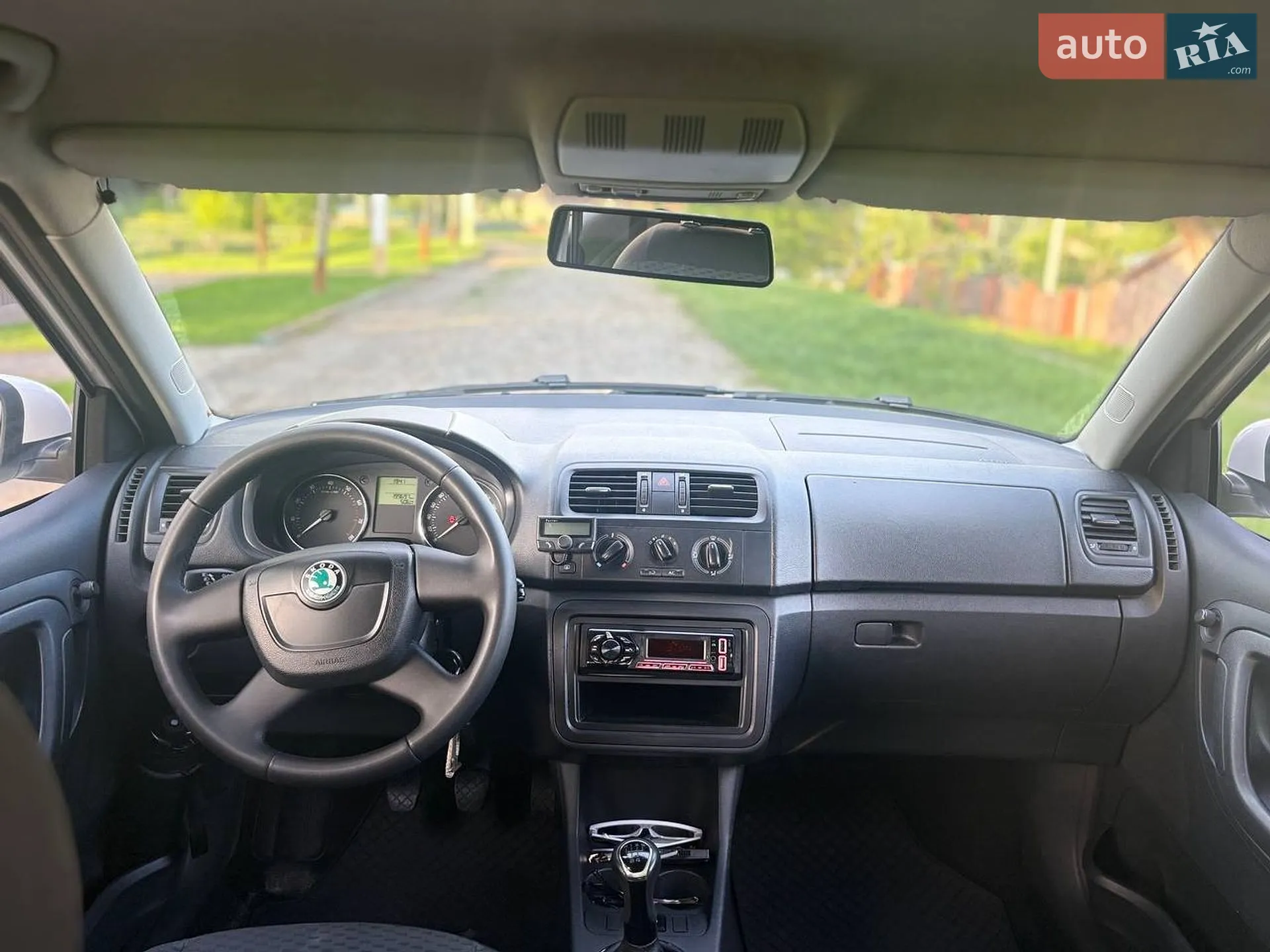 2012 Skoda Fabia - мініатюра 5