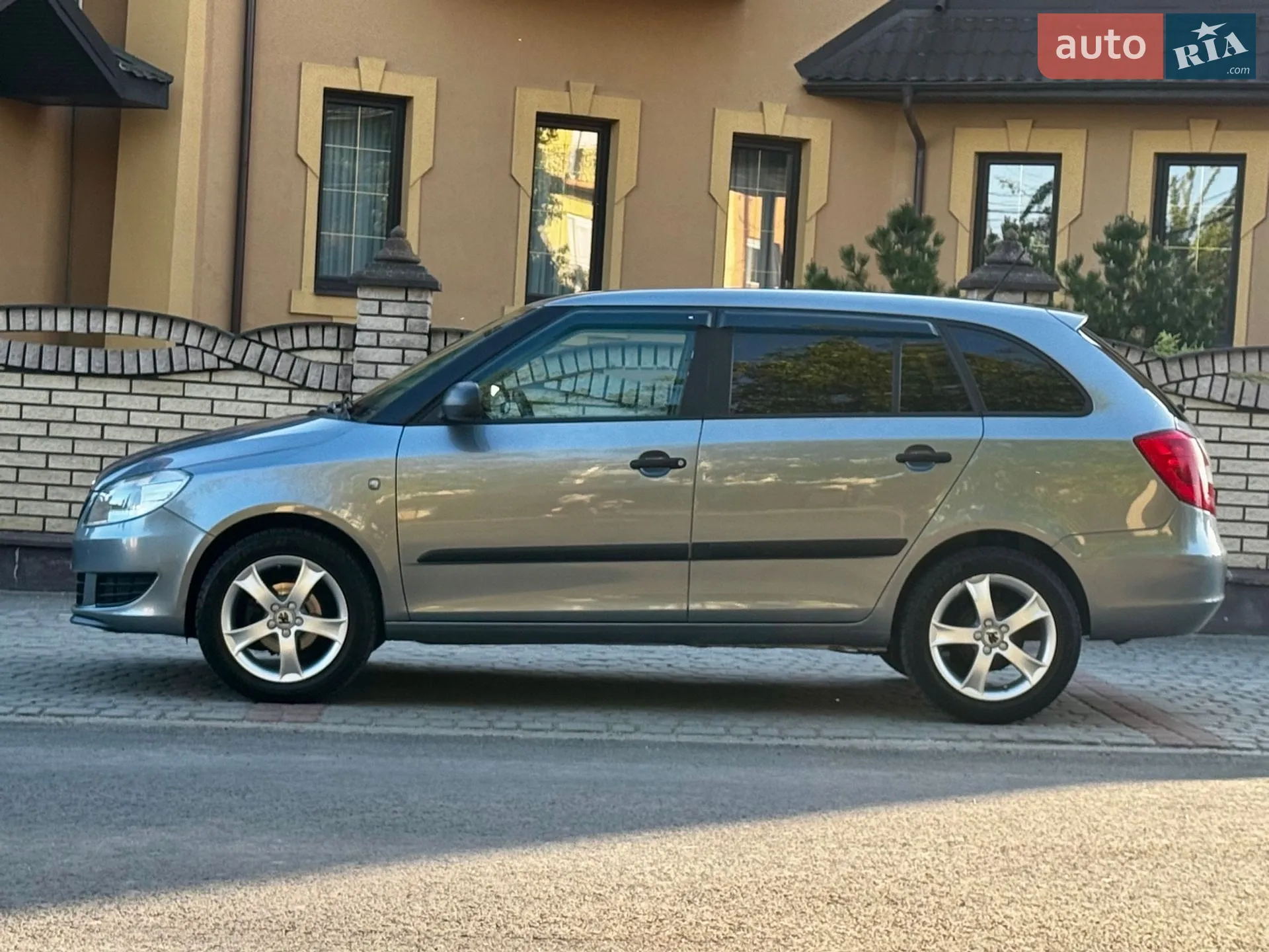 2012 Skoda Fabia - мініатюра 15