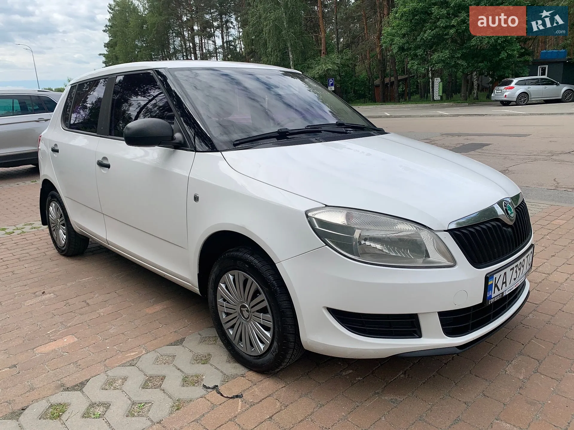 2011 Skoda Fabia - мініатюра 4