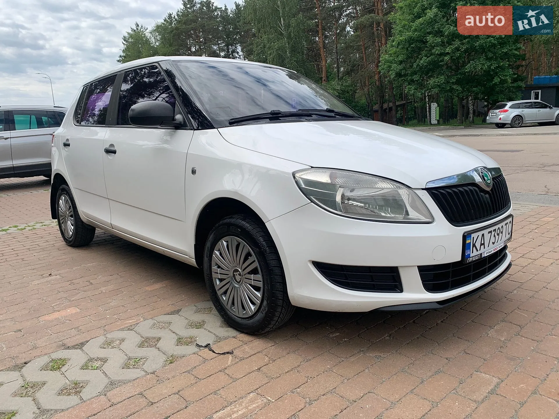 2011 Skoda Fabia - мініатюра 6
