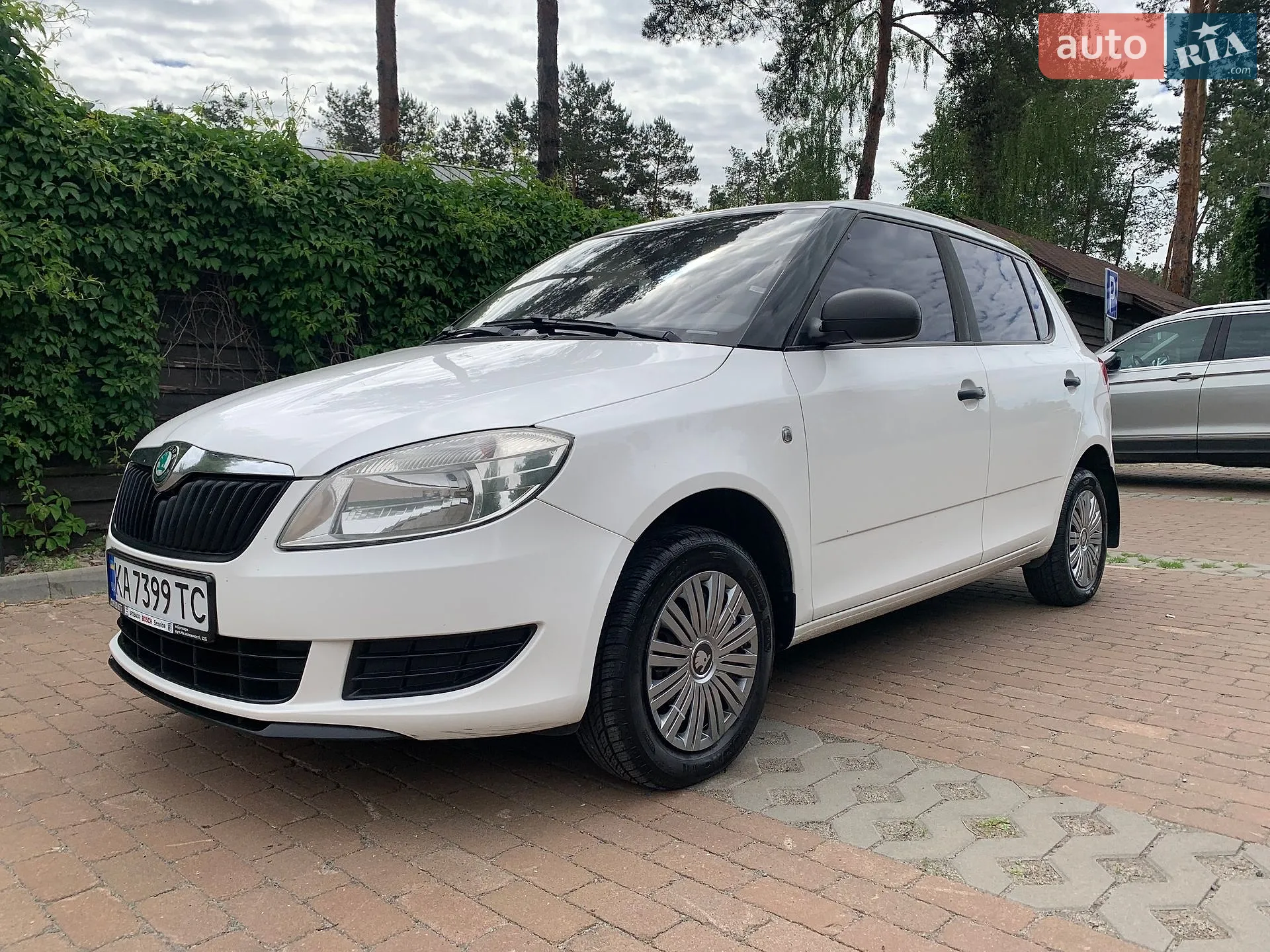 2011 Skoda Fabia - мініатюра 10