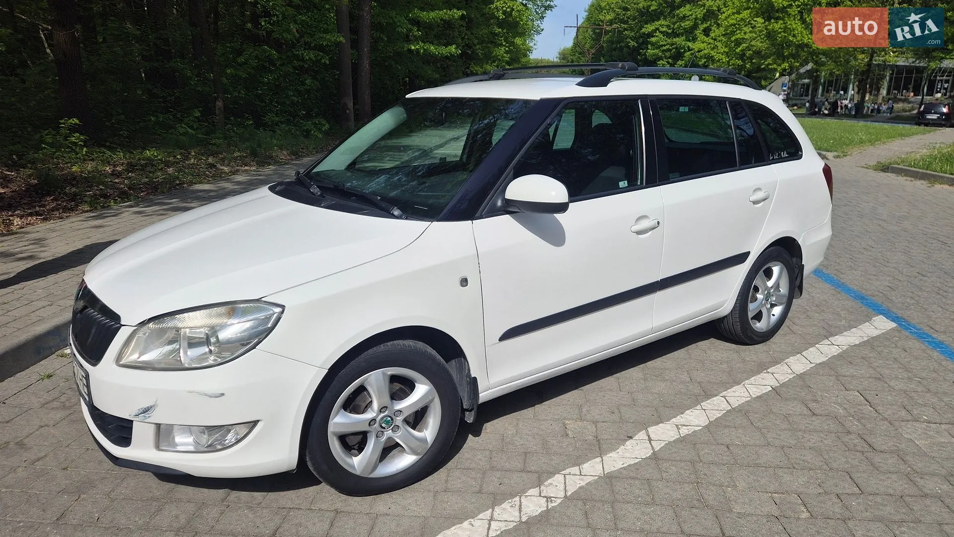 Skoda Fabia 2012 VIN TMBJJ25J6C3120063 фото оголошення 2 з 99