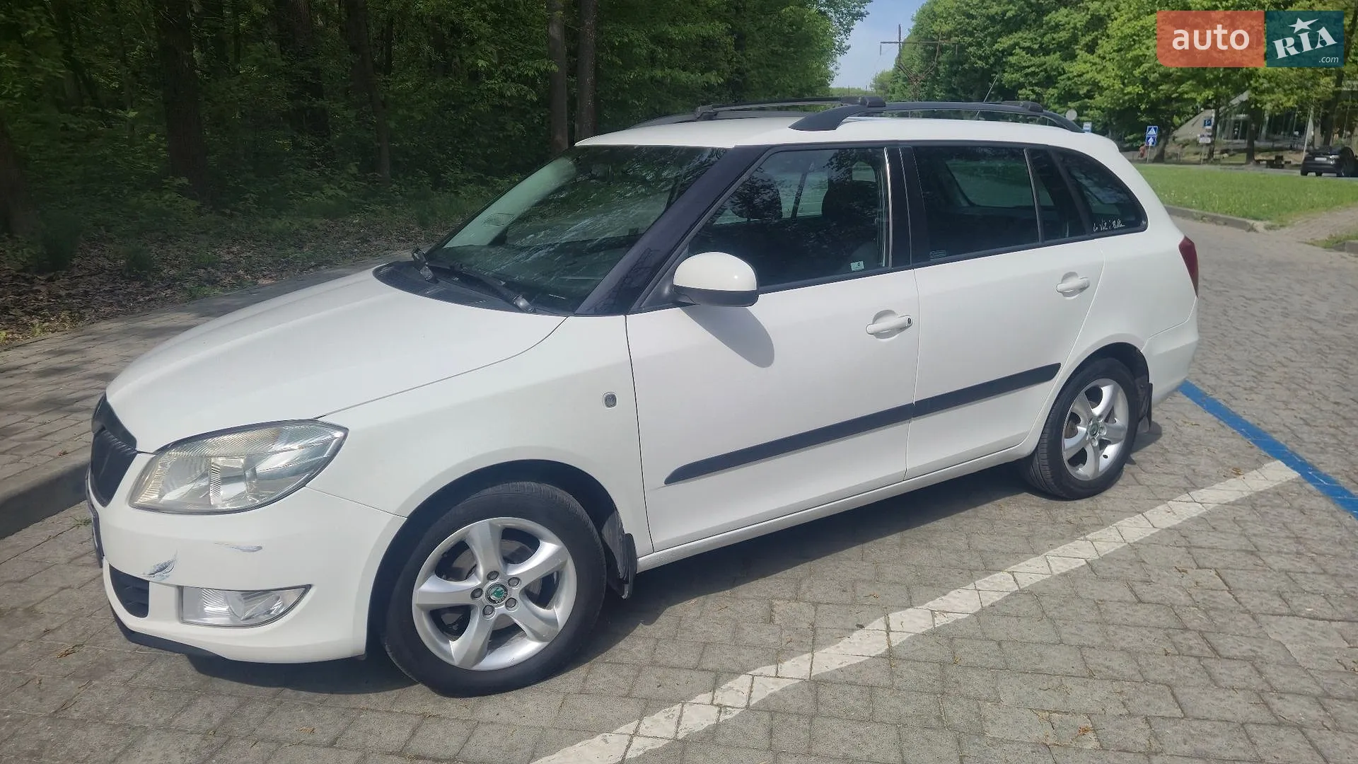 2012 Skoda Fabia - мініатюра 4