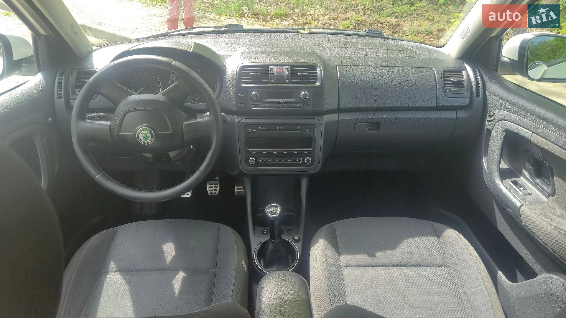 2012 Skoda Fabia - мініатюра 64