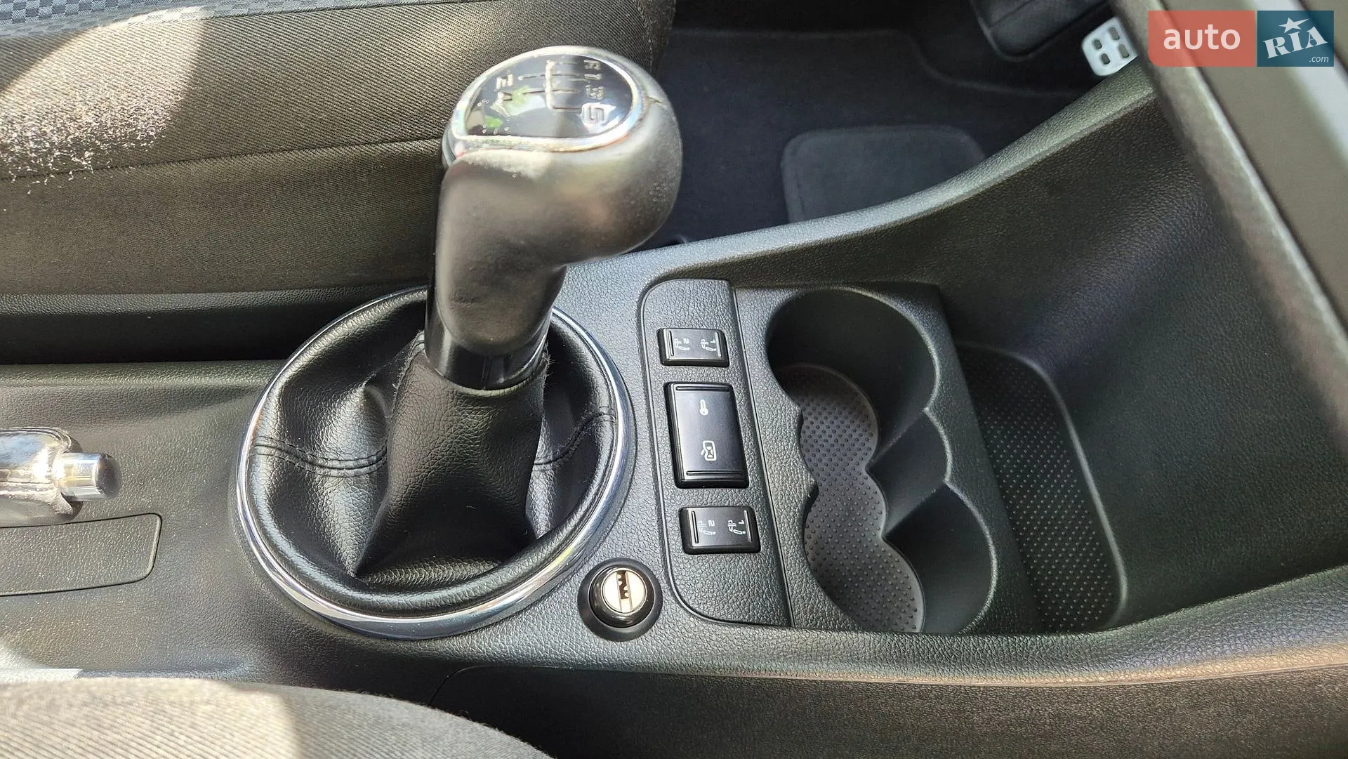 Skoda Fabia 2012 VIN TMBJJ25J6C3120063 фото оголошення 85 з 99
