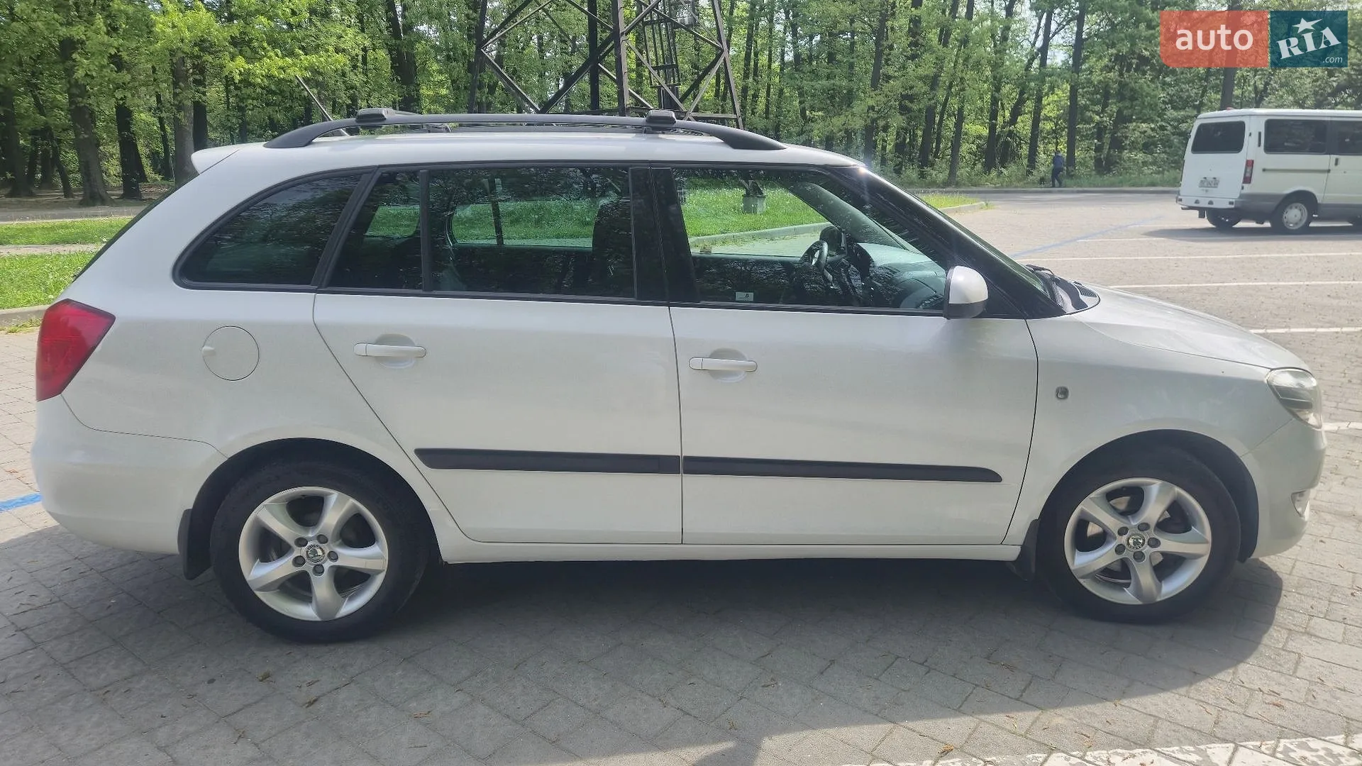 Skoda Fabia 2012 VIN TMBJJ25J6C3120063 фото оголошення 13 з 99