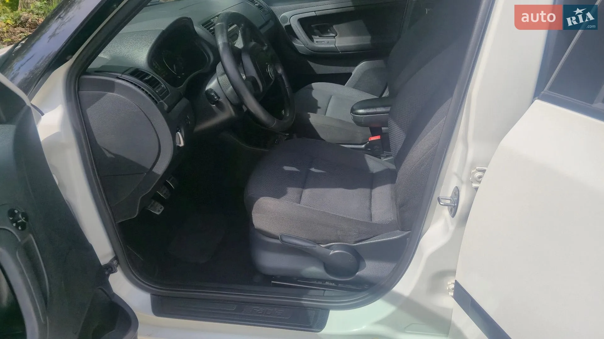 2012 Skoda Fabia - мініатюра 59