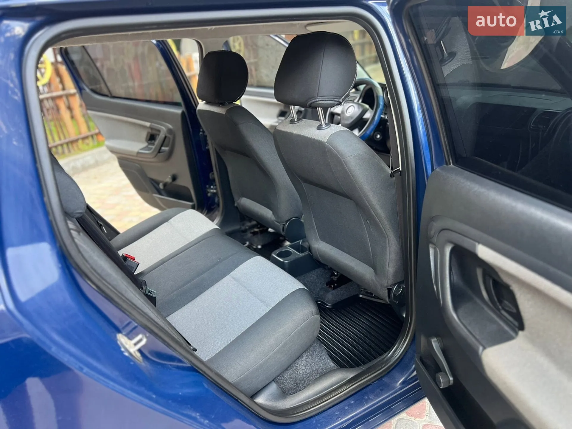 2013 Skoda Fabia - мініатюра 27