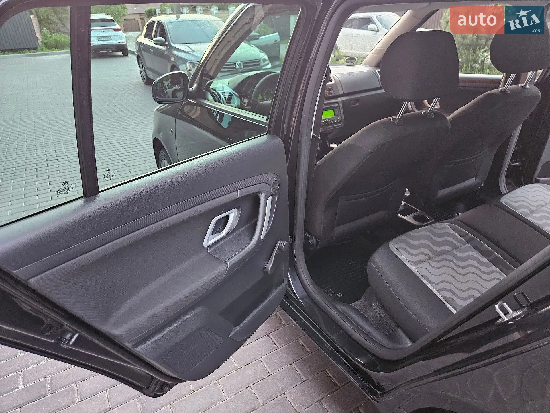 2010 Skoda Fabia - мініатюра 49