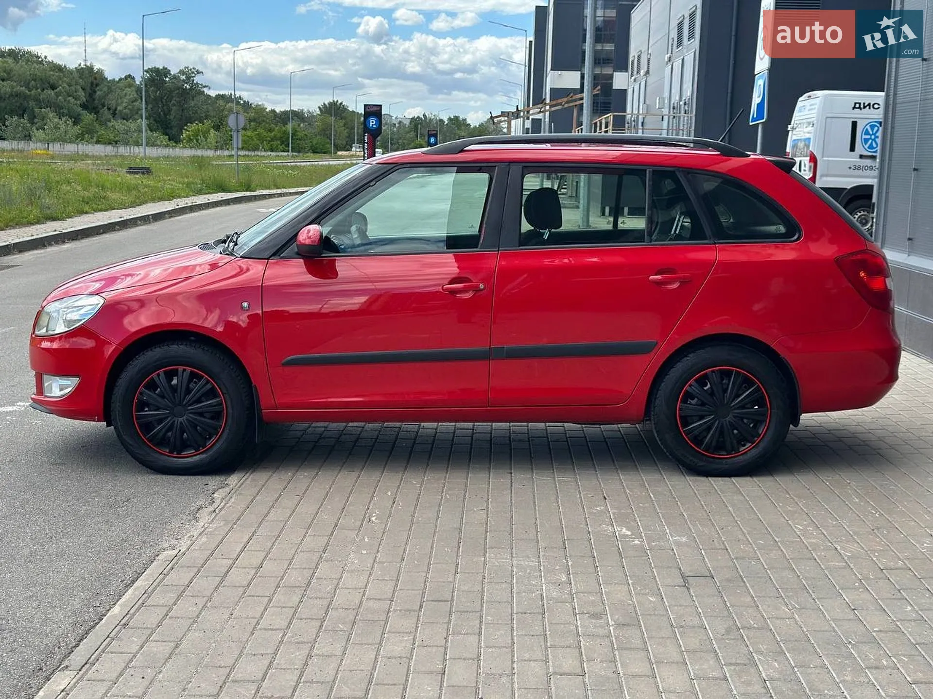 2012 Skoda Fabia - мініатюра 5
