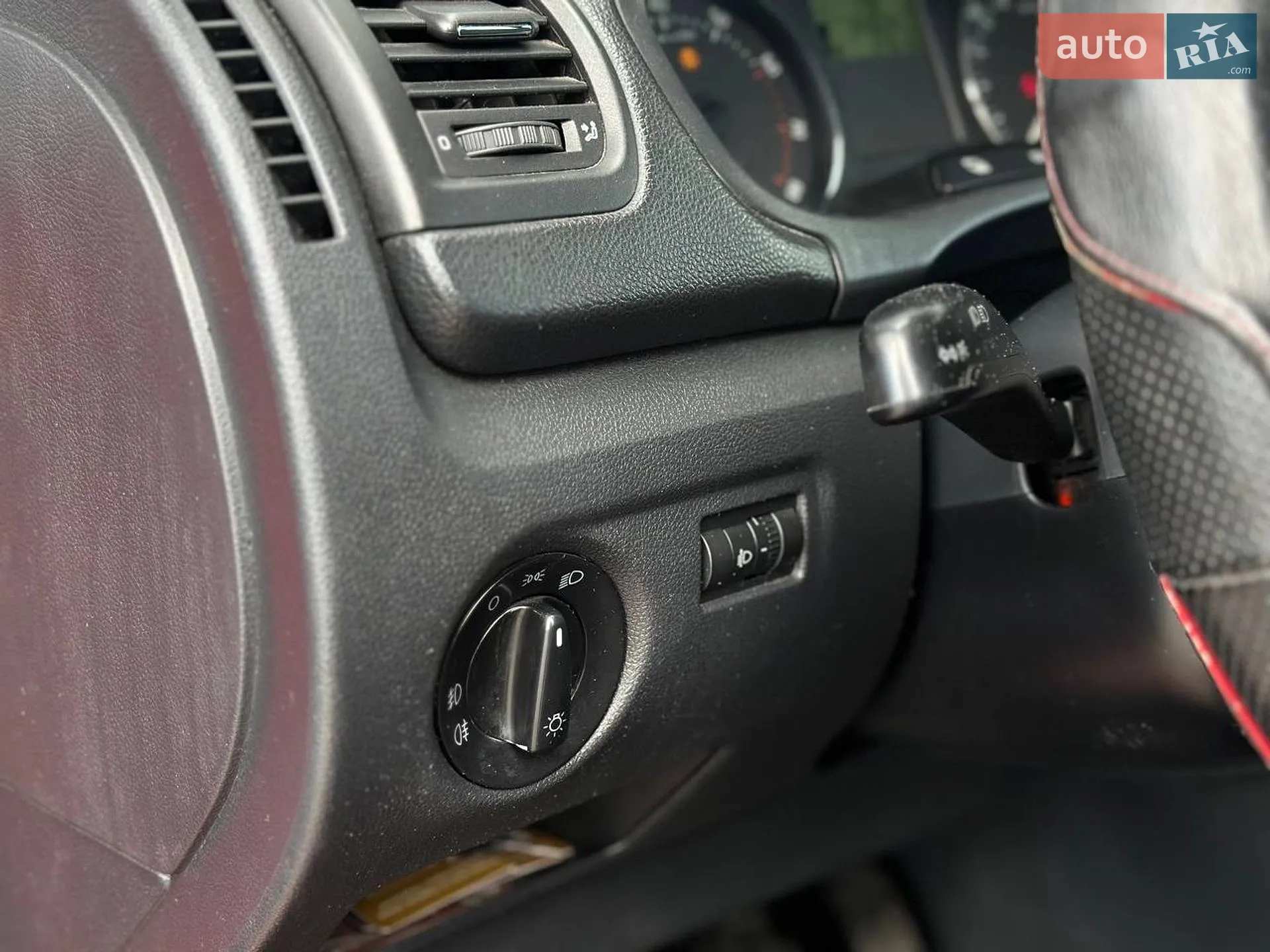 2012 Skoda Fabia - мініатюра 11