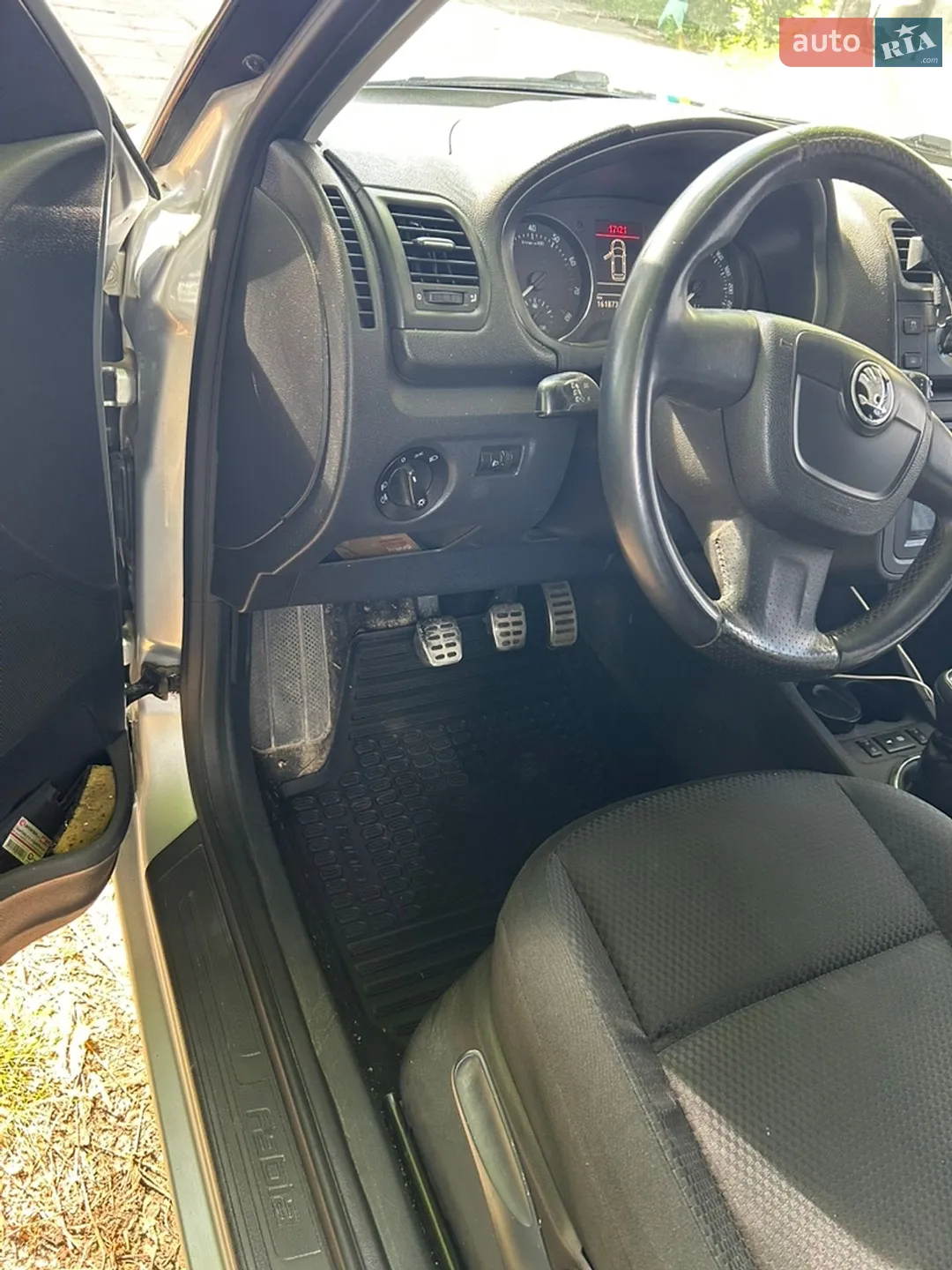 2010 Skoda Fabia - мініатюра 40