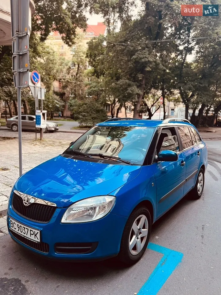 2010 Skoda Fabia - мініатюра 14