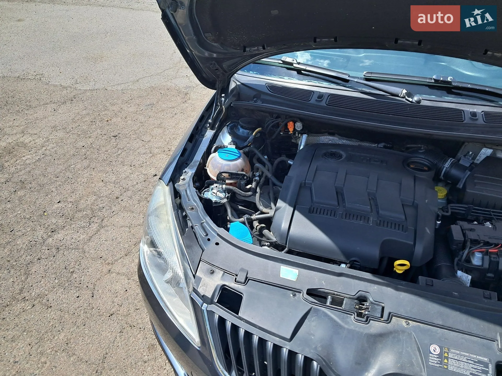 2010 Skoda Fabia - мініатюра 3