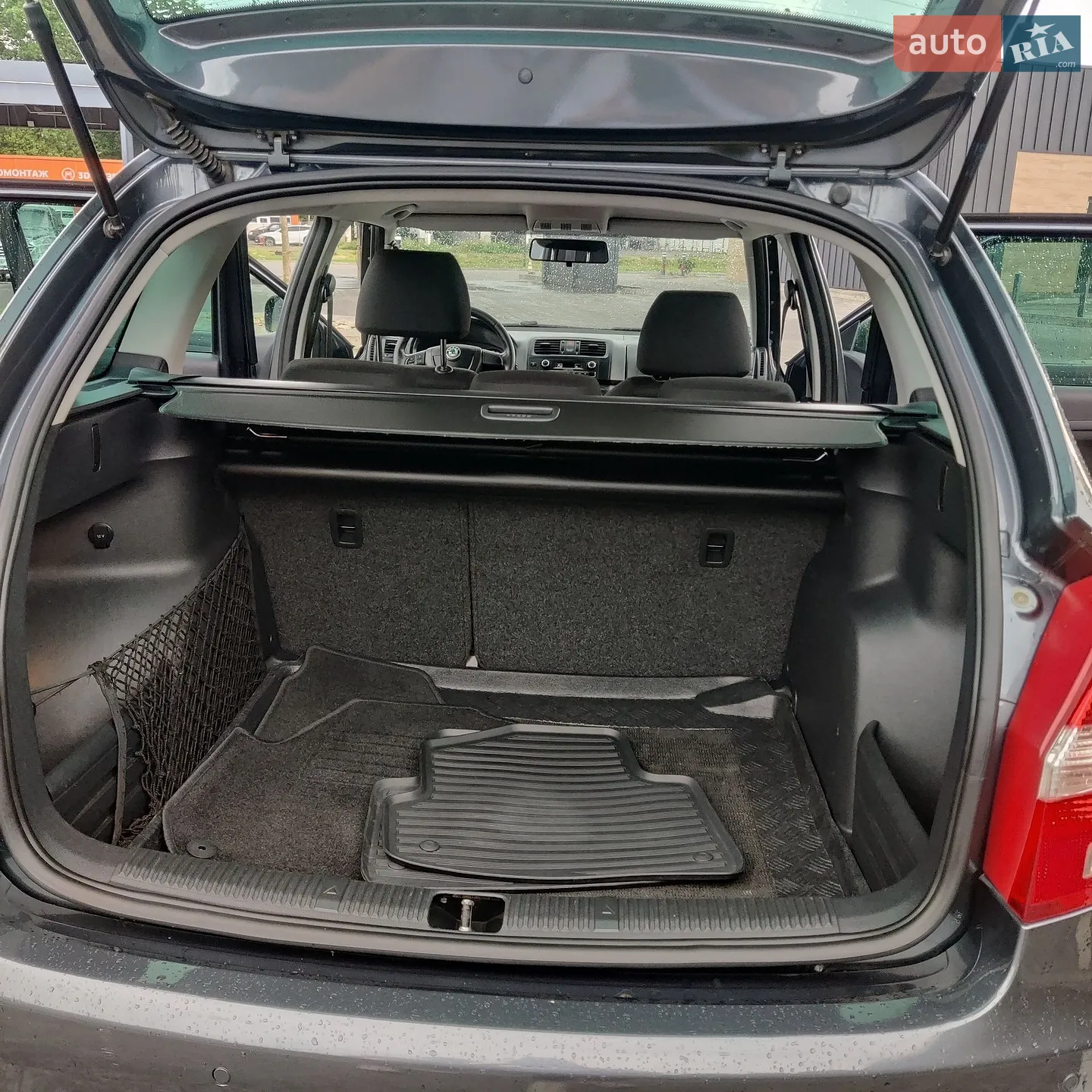 2010 Skoda Fabia - мініатюра 16