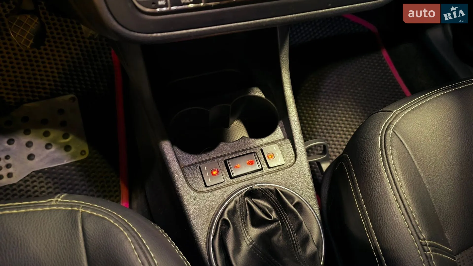 2011 Skoda Fabia - мініатюра 14