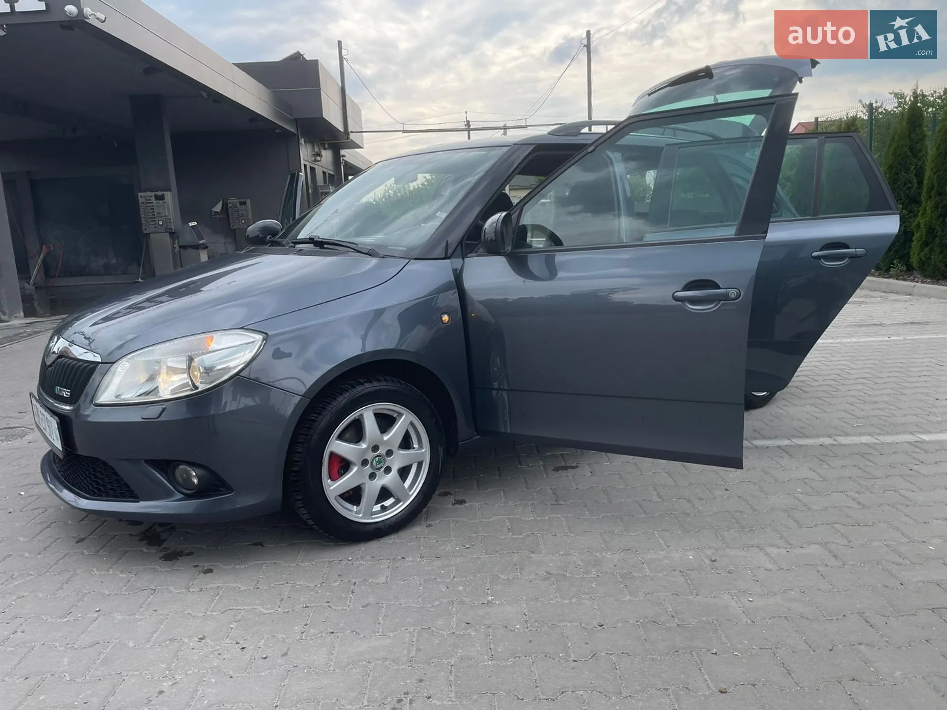 2012 Skoda Fabia - мініатюра 64