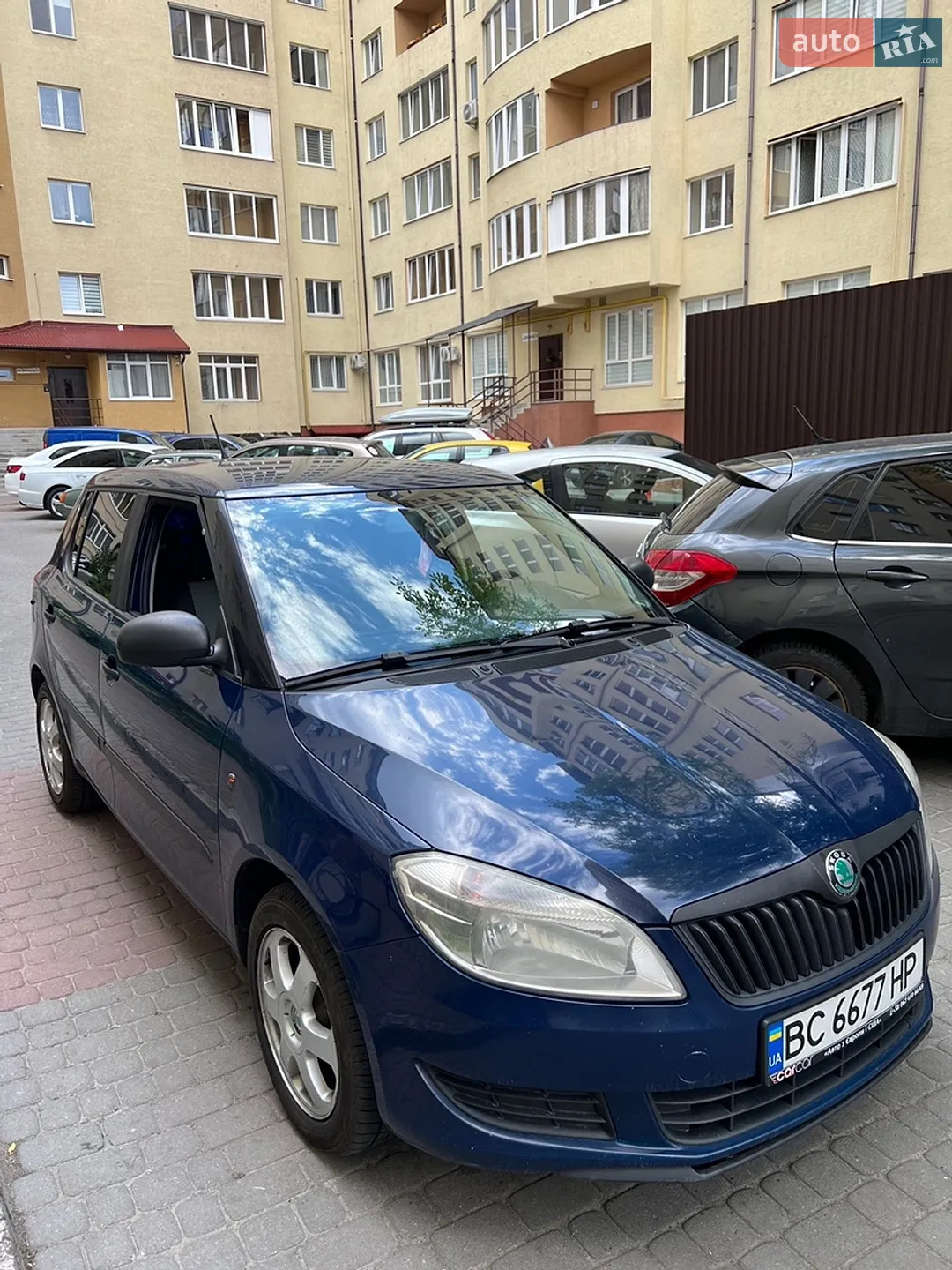 2012 Skoda Fabia - мініатюра 2