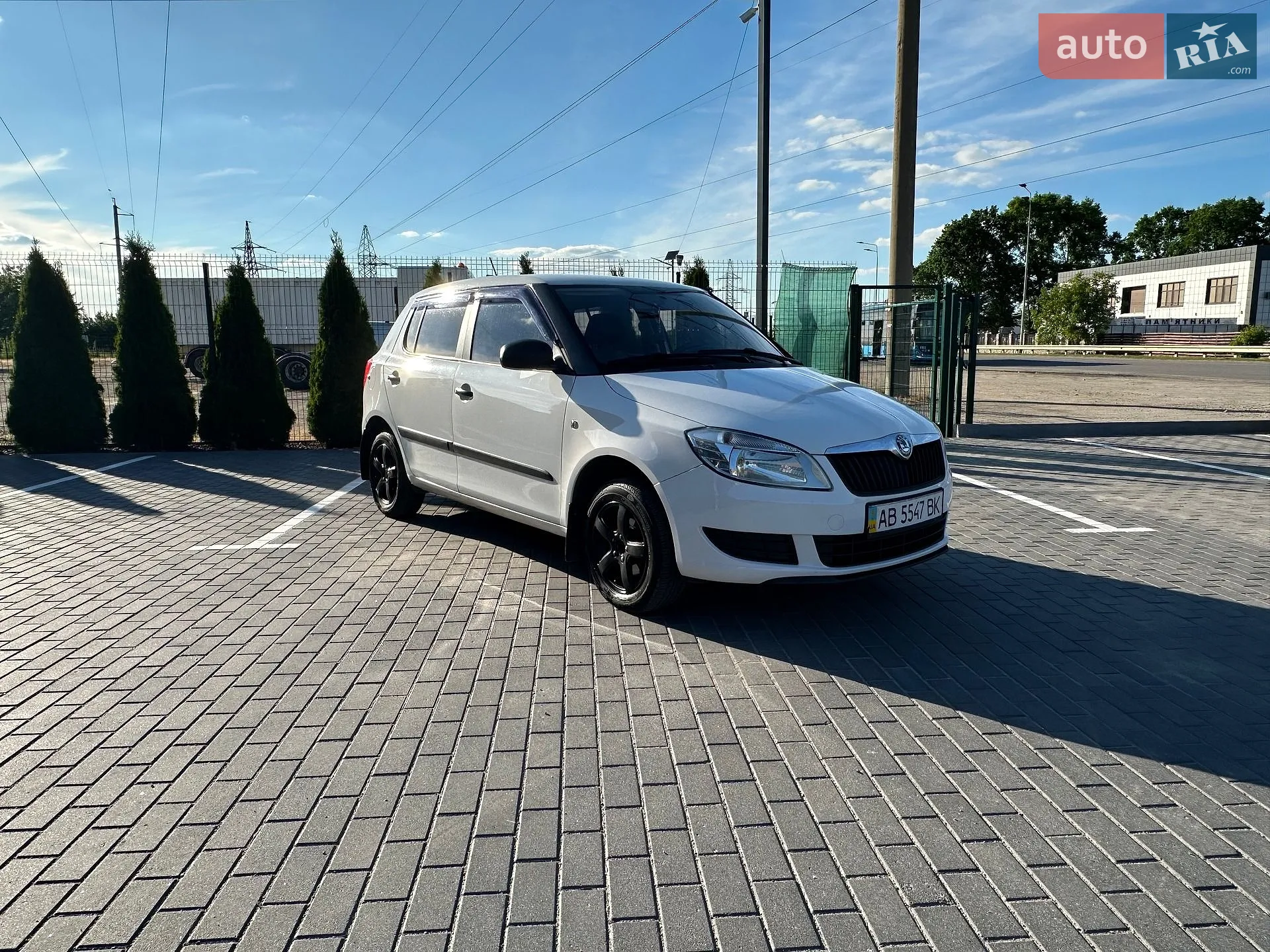 2011 Skoda Fabia - мініатюра 15