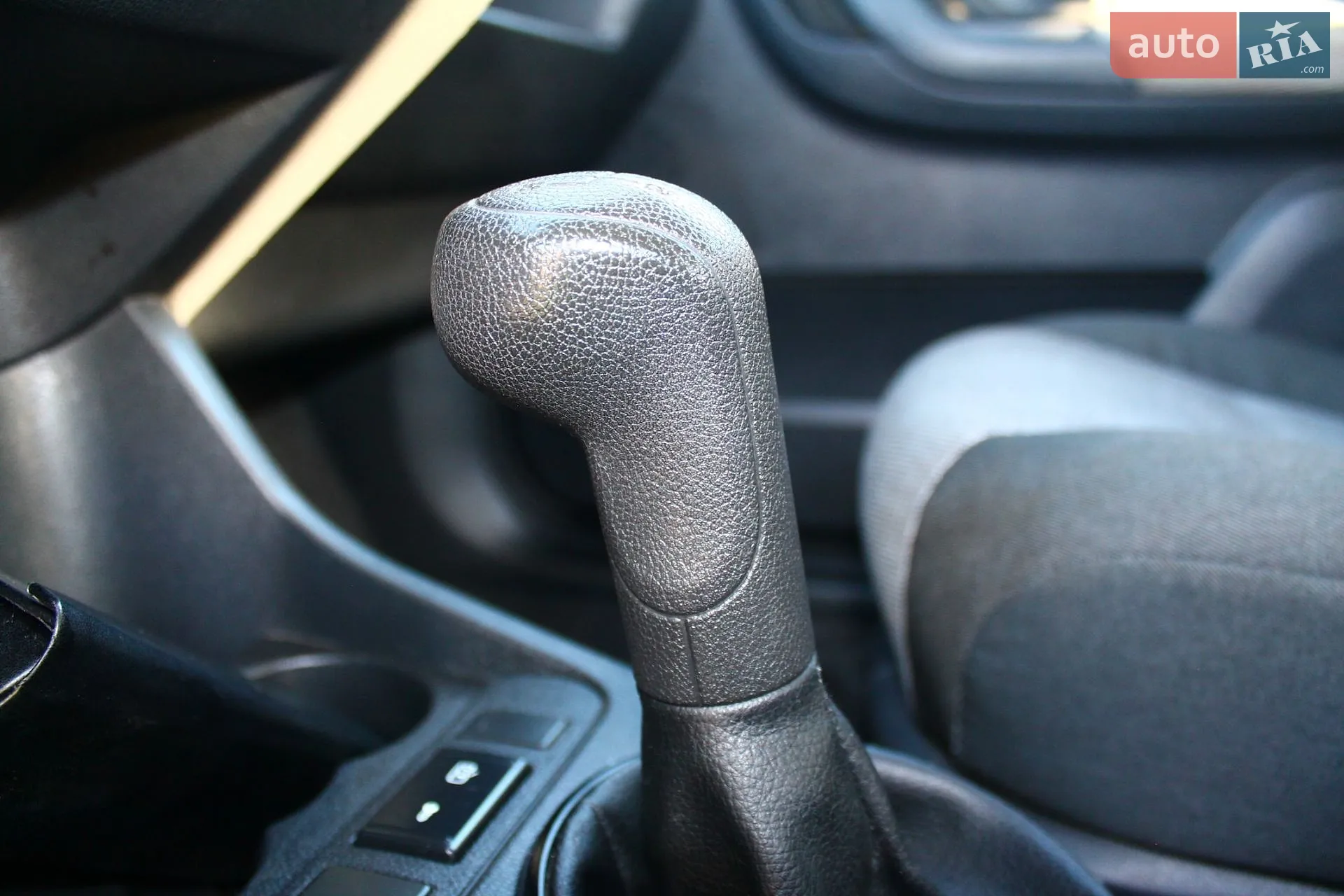 2010 Skoda Fabia - мініатюра 56