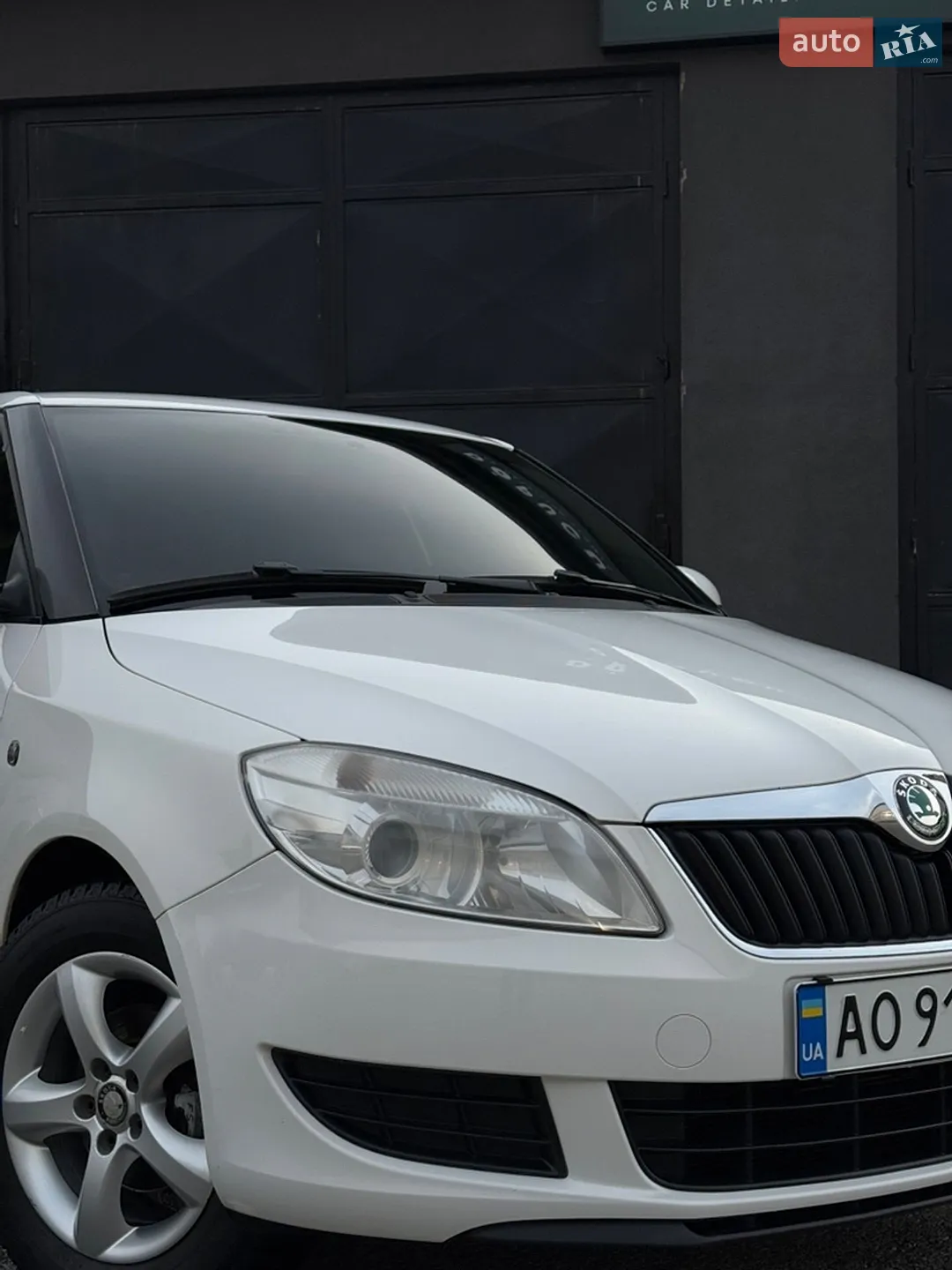 2011 Skoda Fabia - мініатюра 8