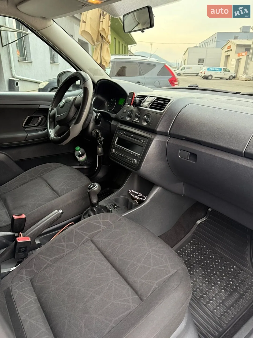 2011 Skoda Fabia - мініатюра 11