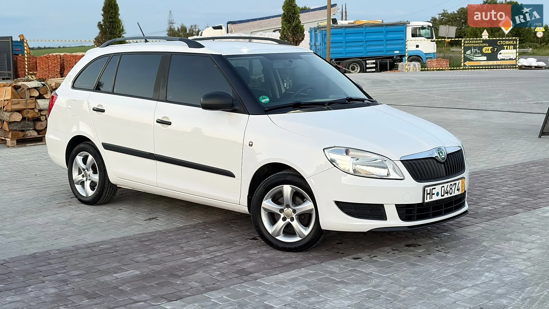 2012 Skoda Fabia - мініатюра 2