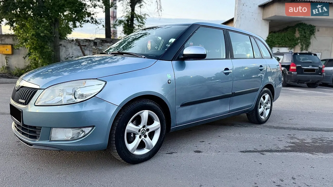 2012 Skoda Fabia - мініатюра 23