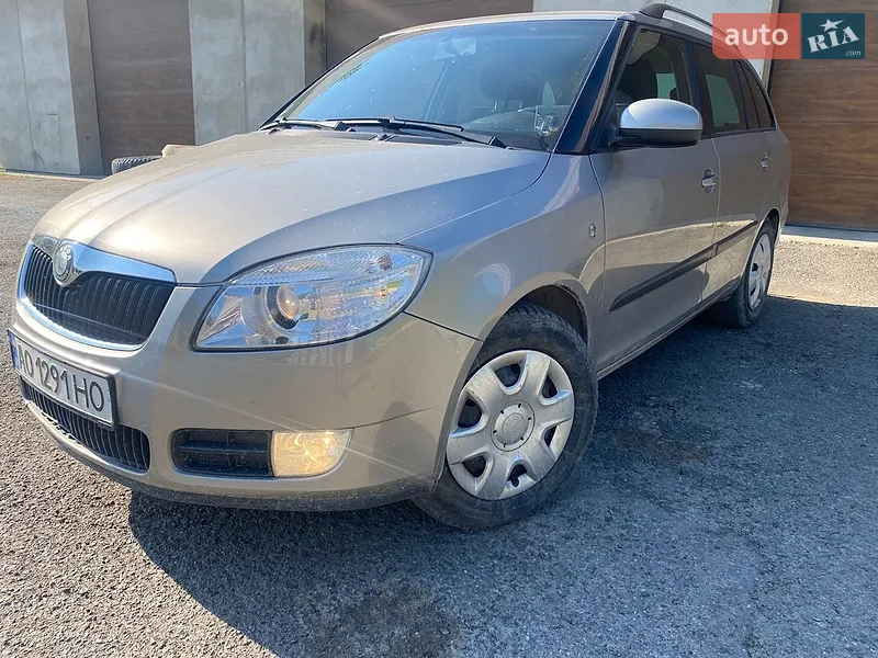 Skoda Fabia 2009 VIN TMBFA25J7A3059471 фото оголошення 8 з 45