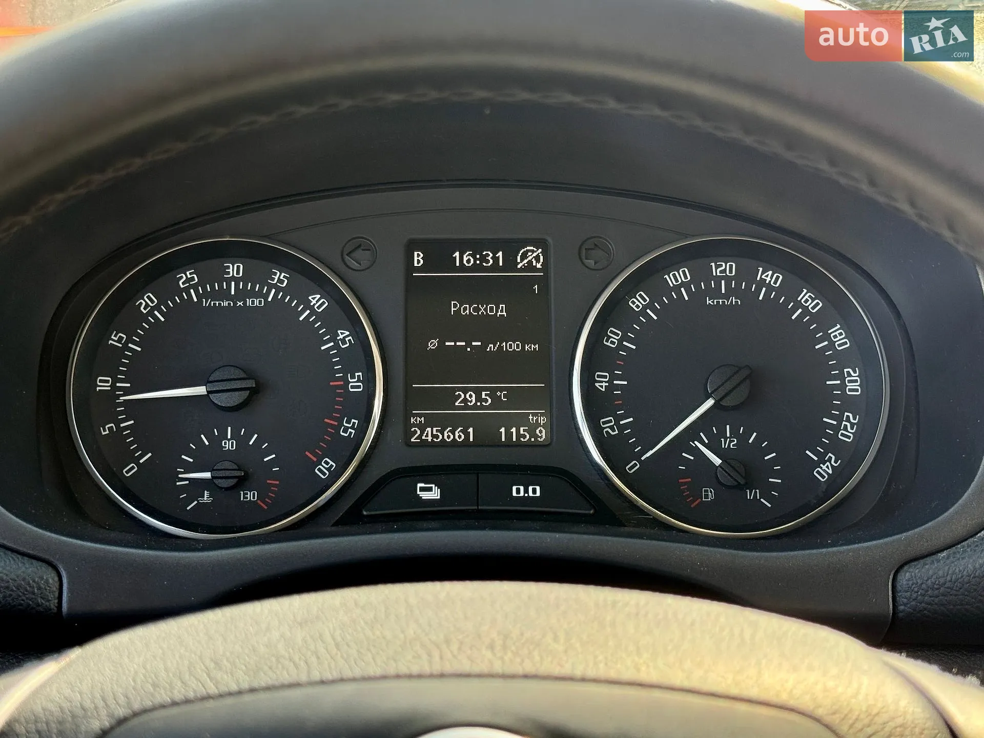 2010 Skoda Fabia - мініатюра 13