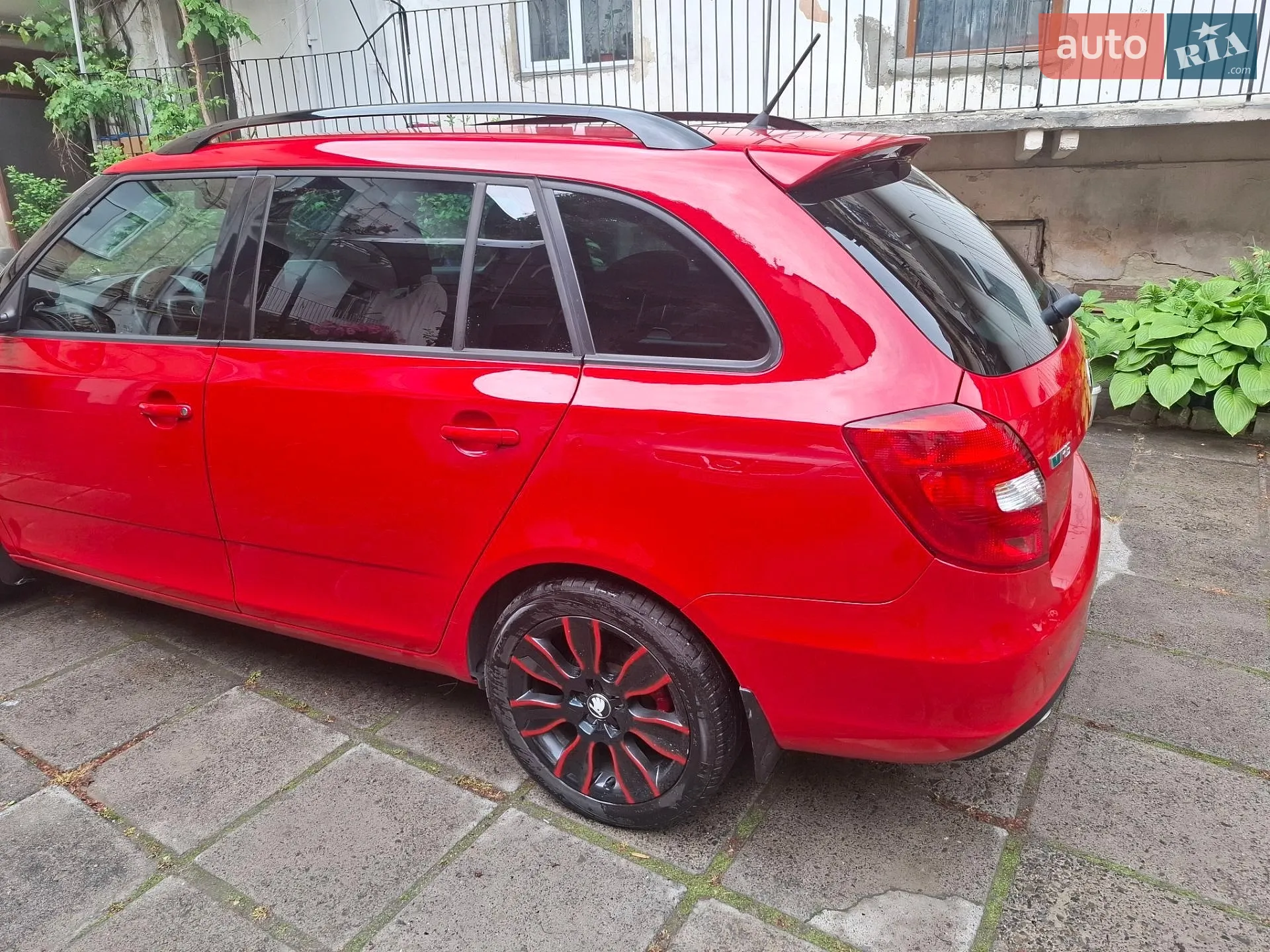2011 Skoda Fabia - мініатюра 11