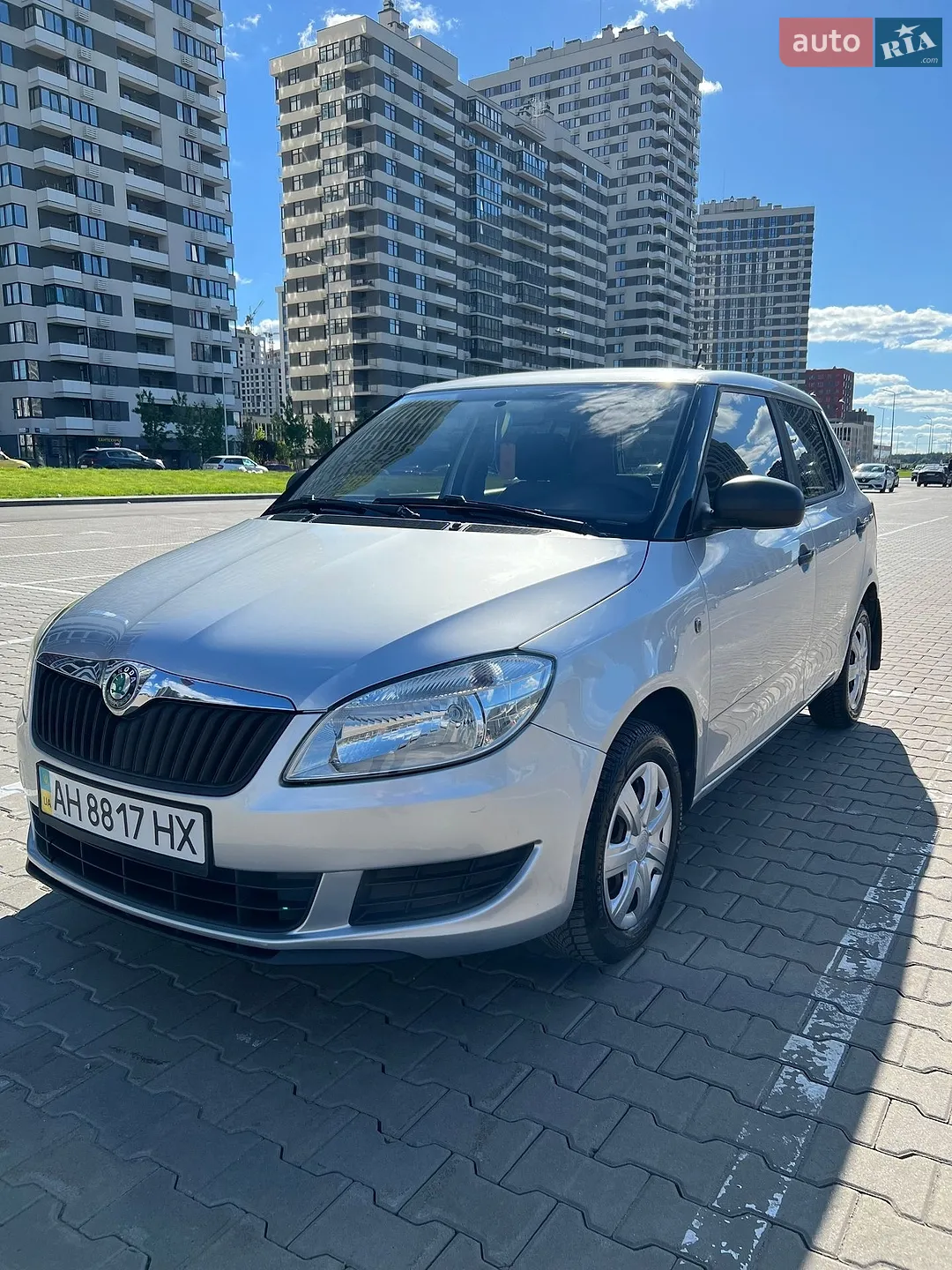 2012 Skoda Fabia - мініатюра 2