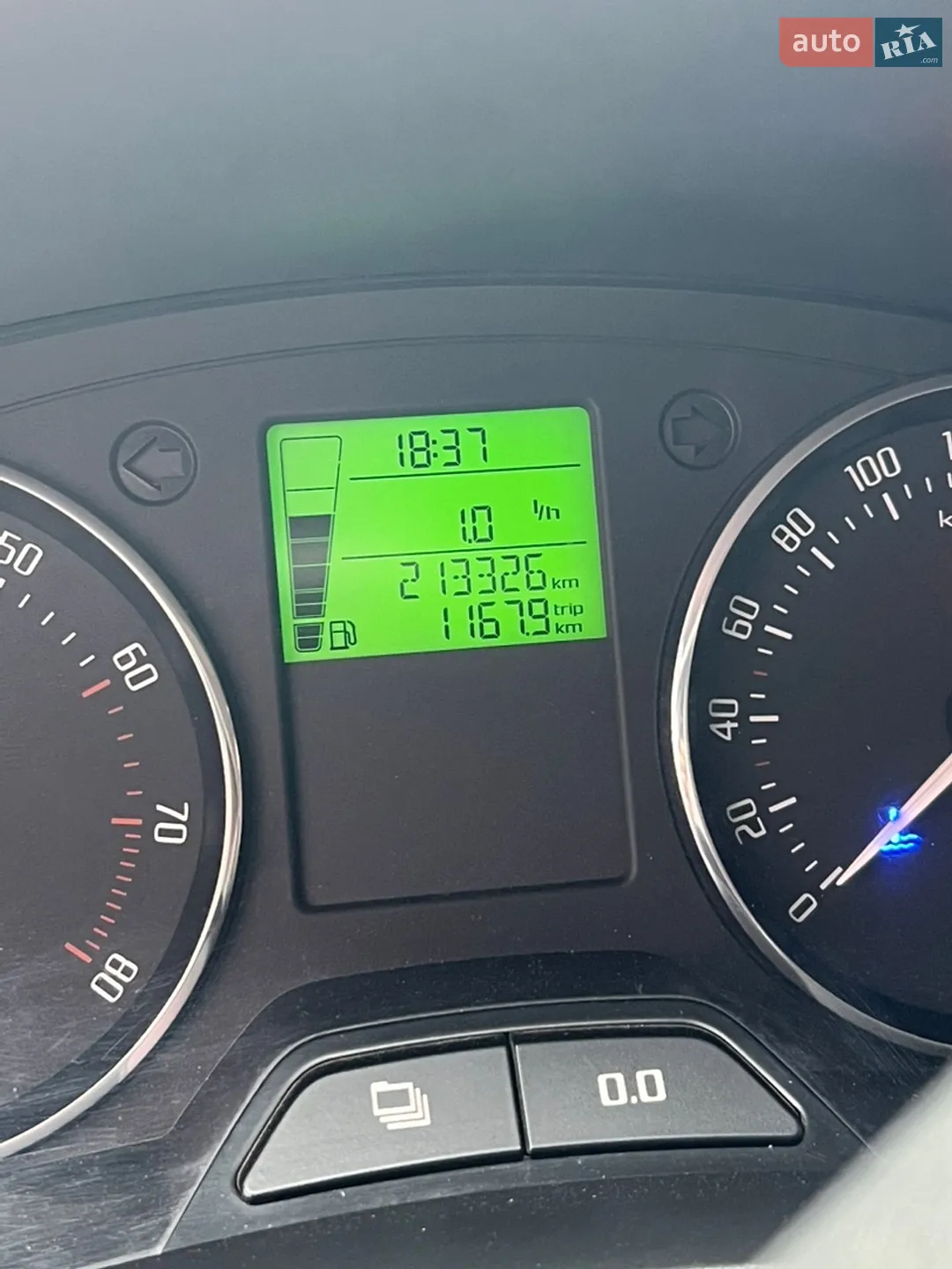 2011 Skoda Fabia - мініатюра 9