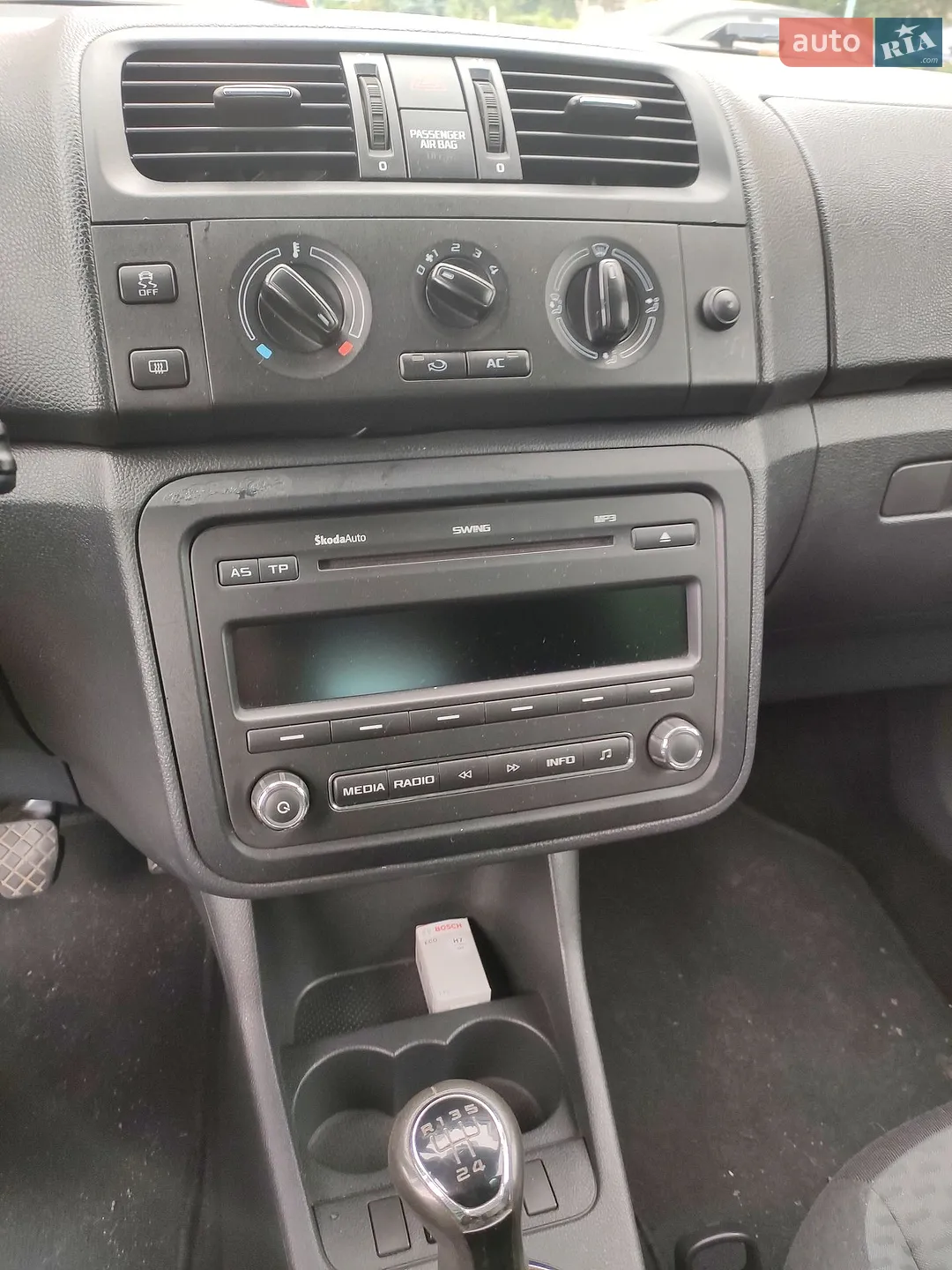 2011 Skoda Fabia - мініатюра 5