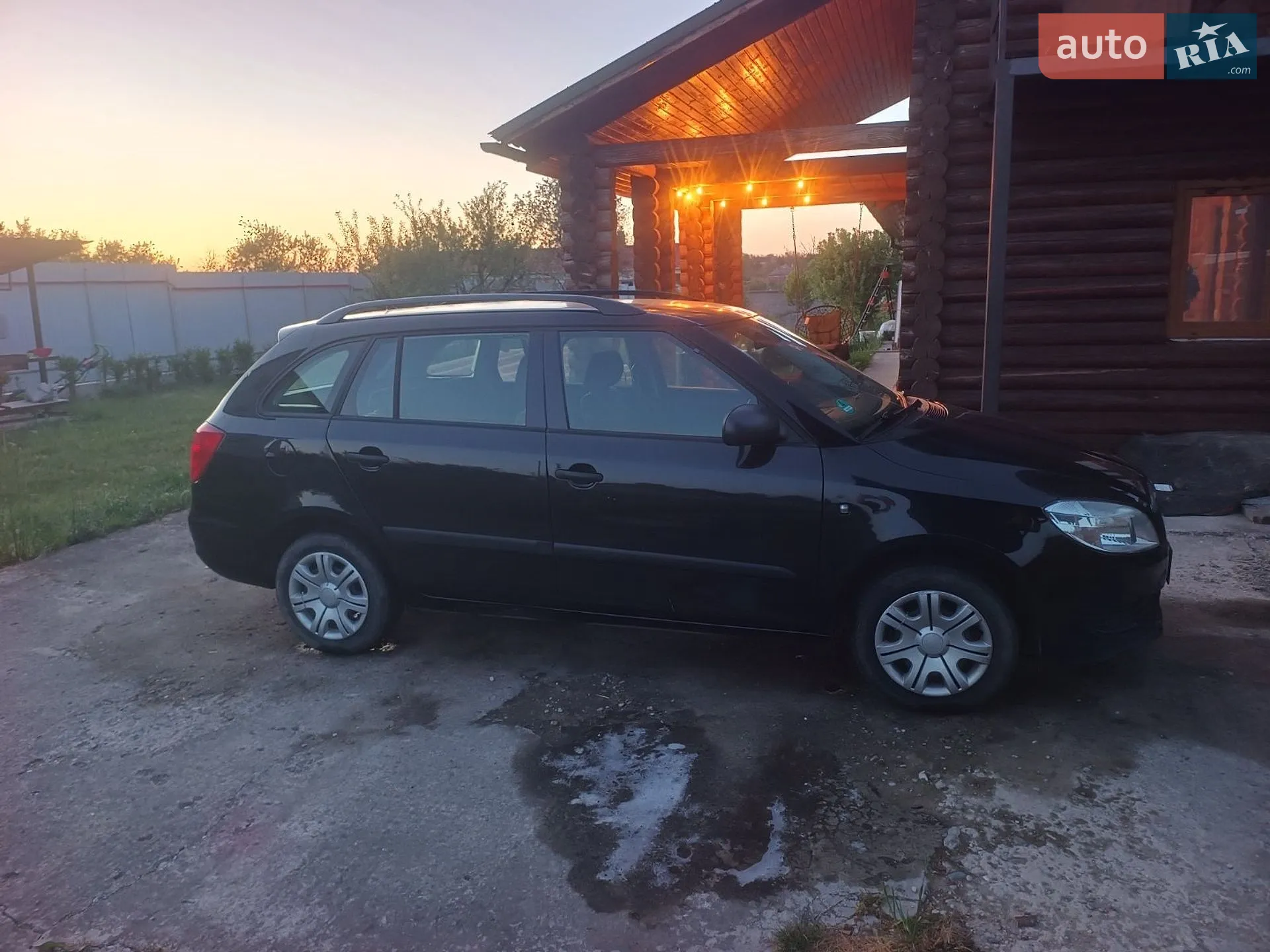 2012 Skoda Fabia - мініатюра 2
