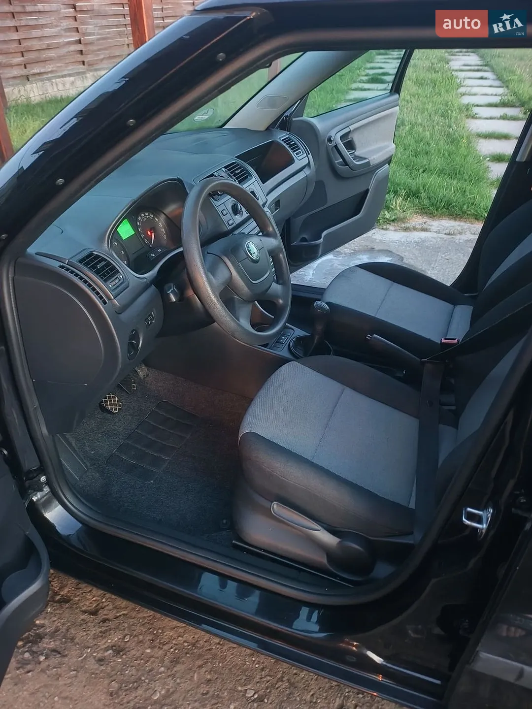 2012 Skoda Fabia - мініатюра 4