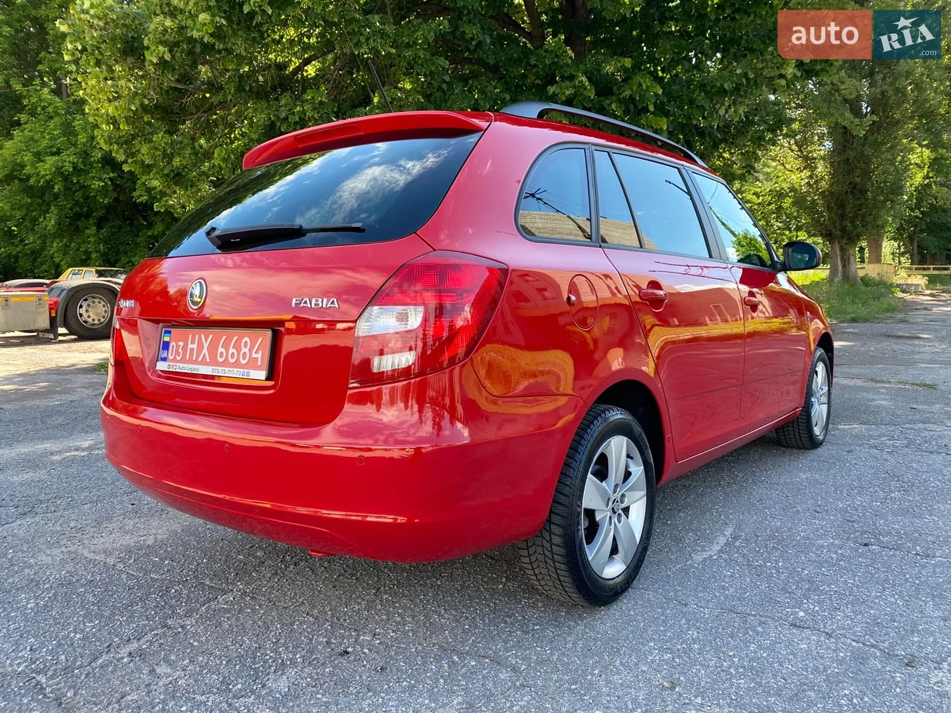2014 Skoda Fabia - мініатюра 8