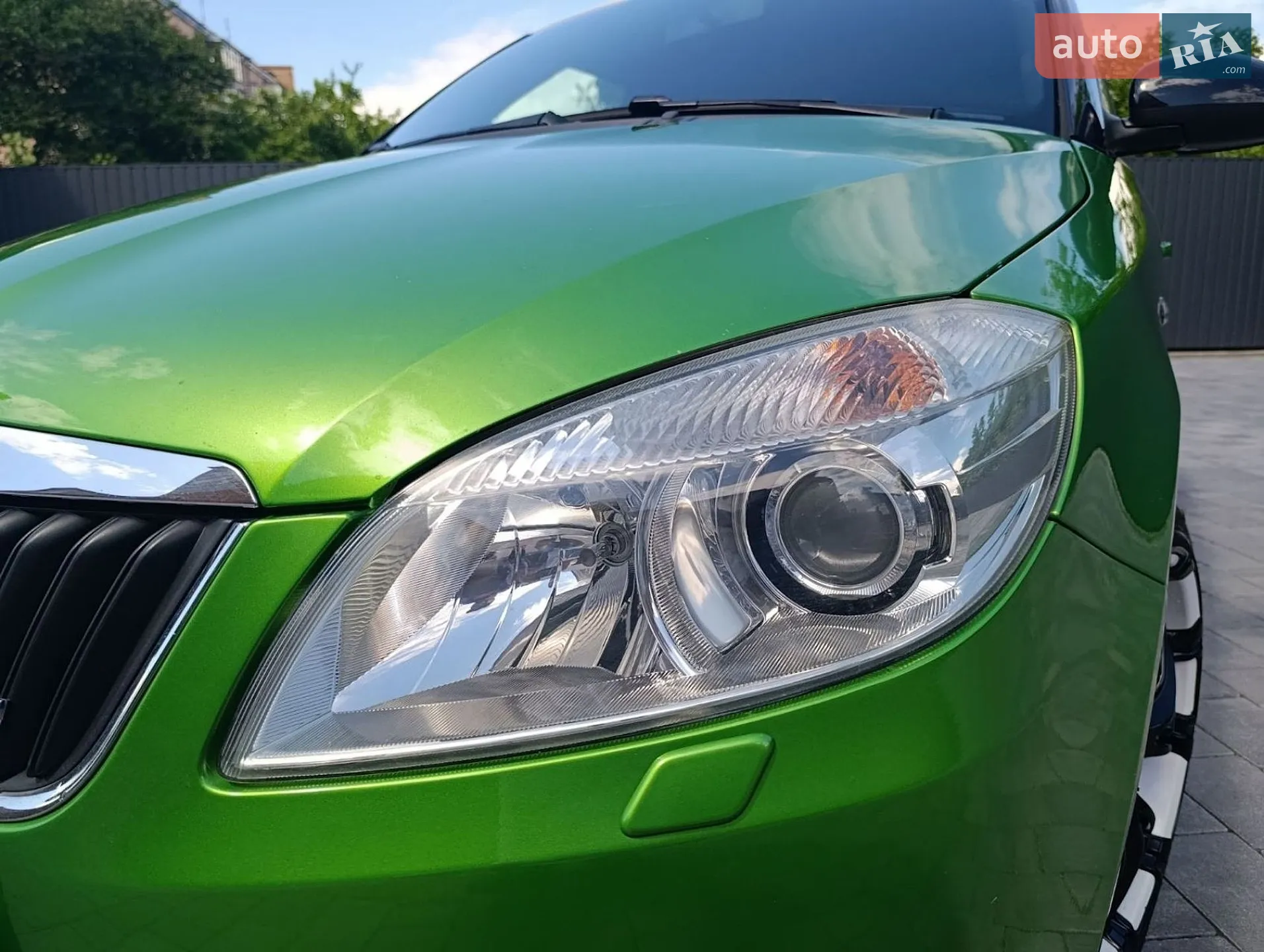 2010 Skoda Fabia - мініатюра 11