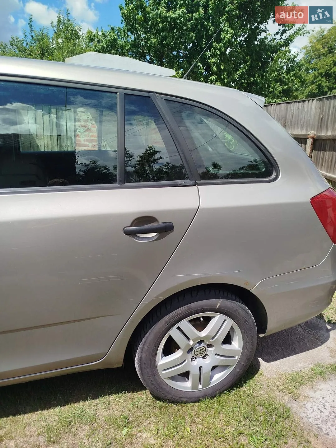 2010 Skoda Fabia - мініатюра 22