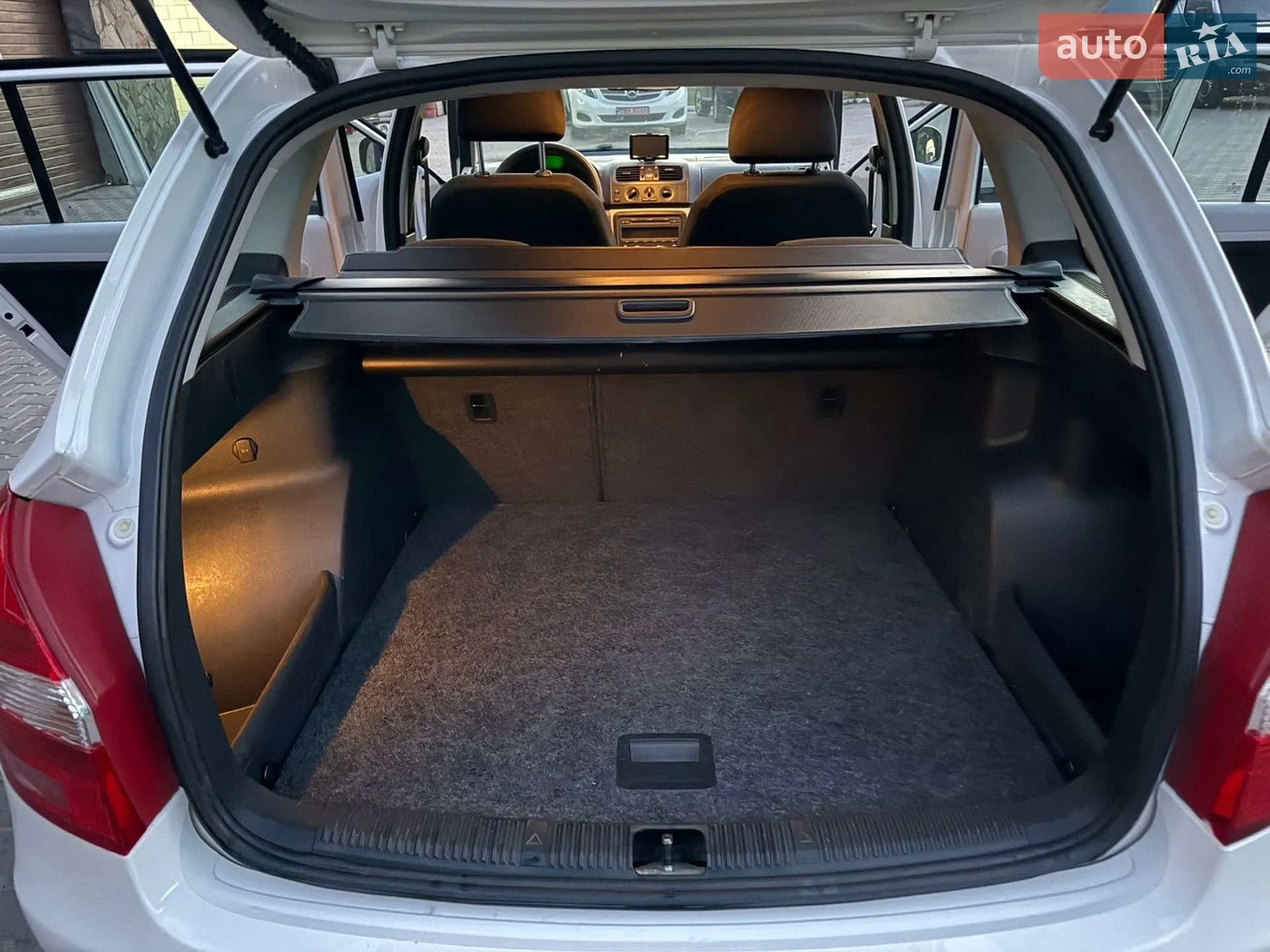 2013 Skoda Fabia - мініатюра 12