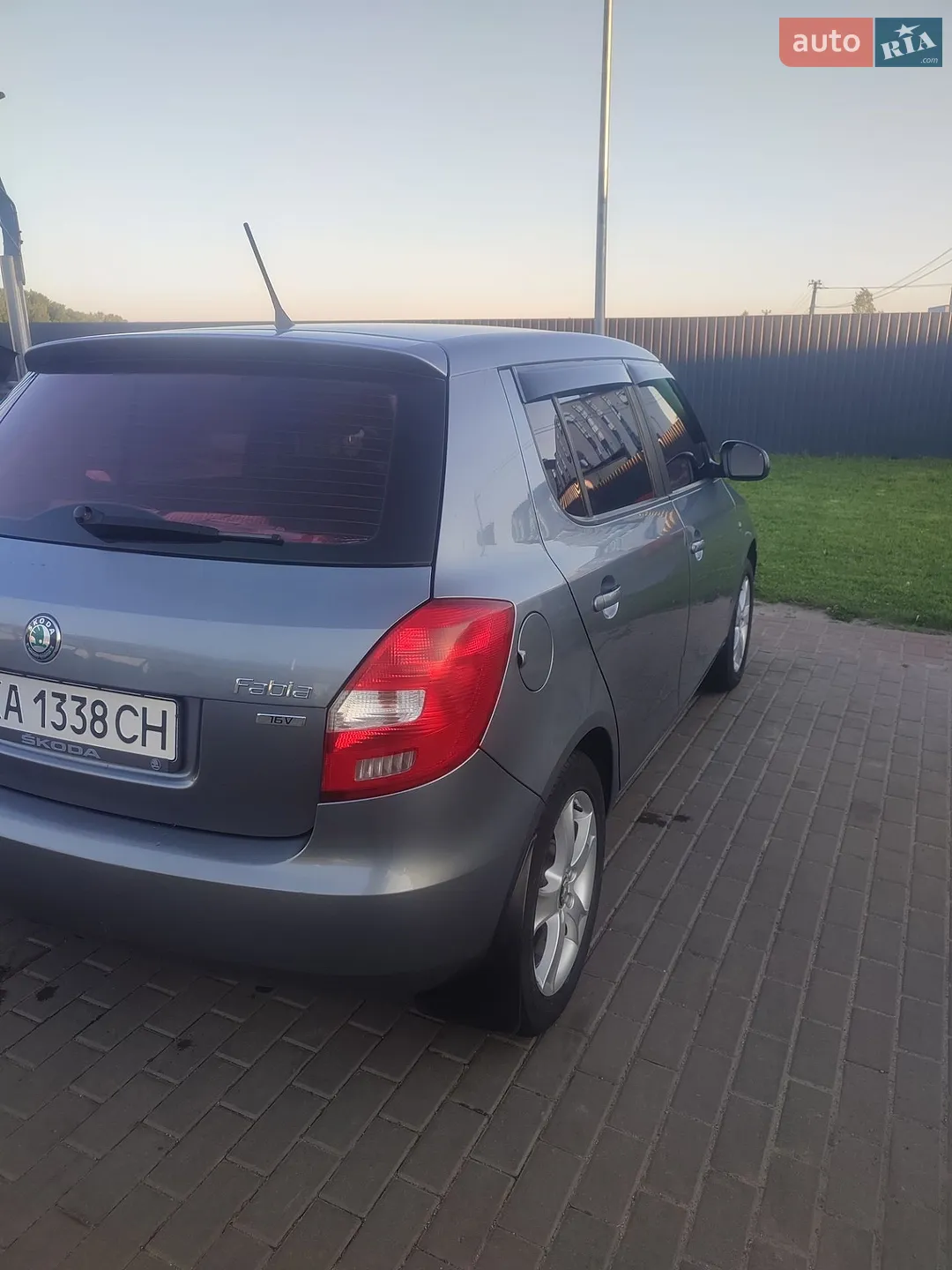 2012 Skoda Fabia - мініатюра 4