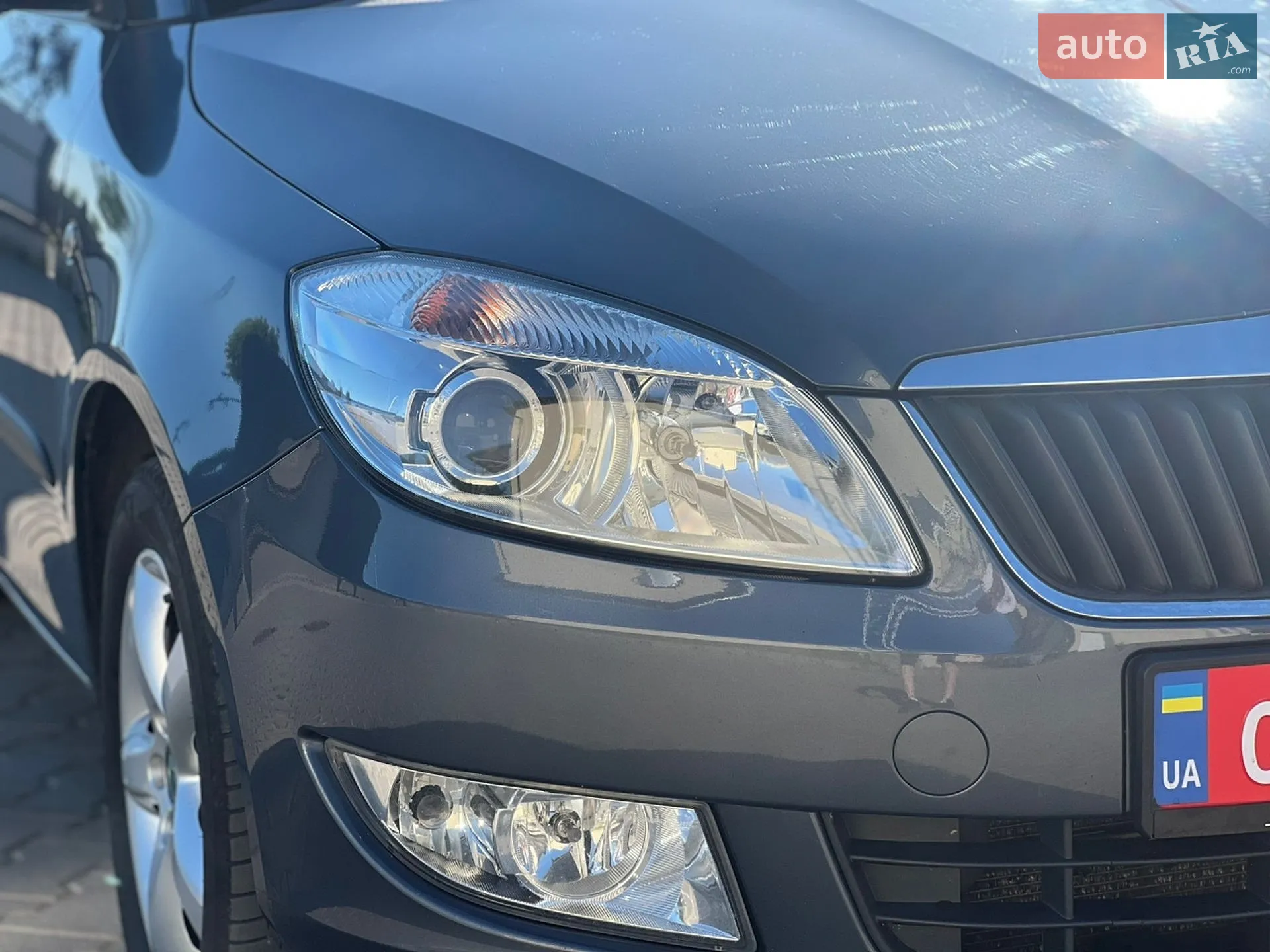 2011 Skoda Fabia - мініатюра 8