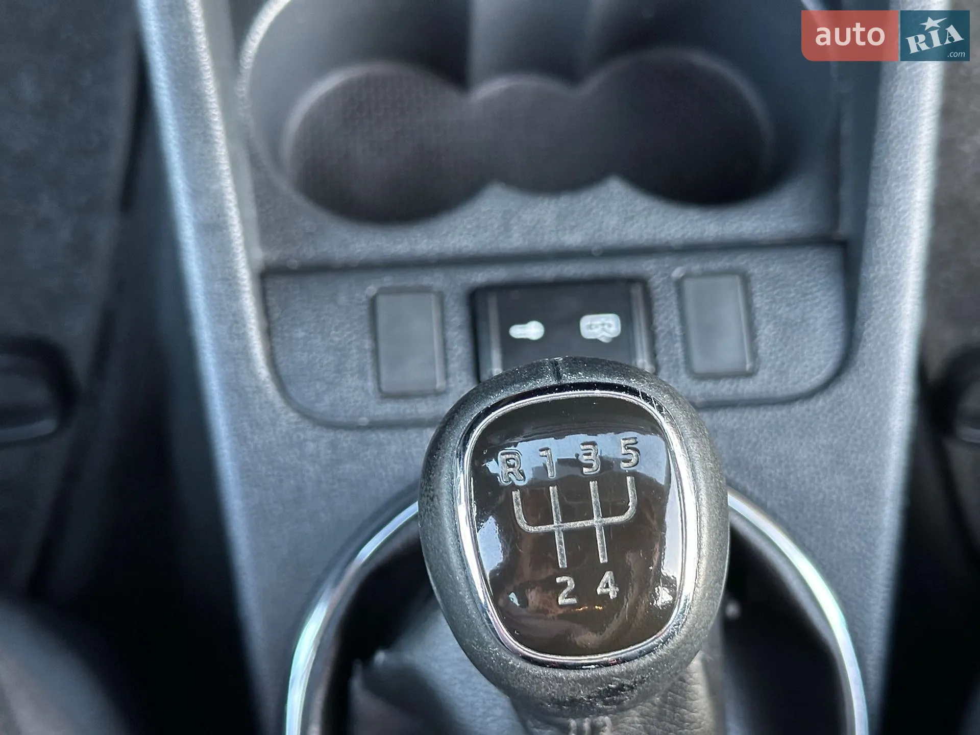 2014 Skoda Fabia - мініатюра 36