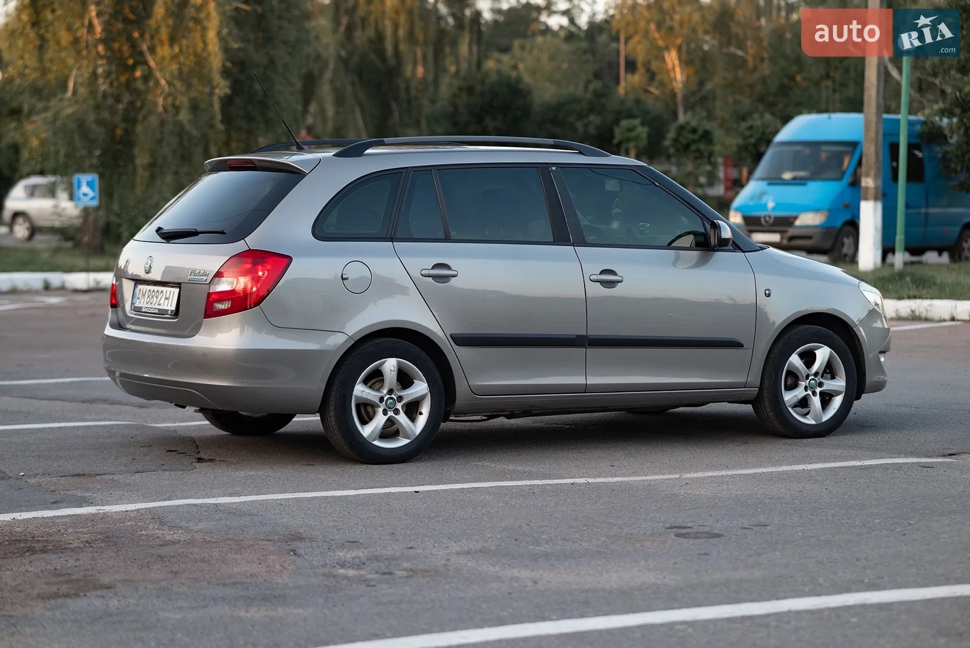 2010 Skoda Fabia - мініатюра 4